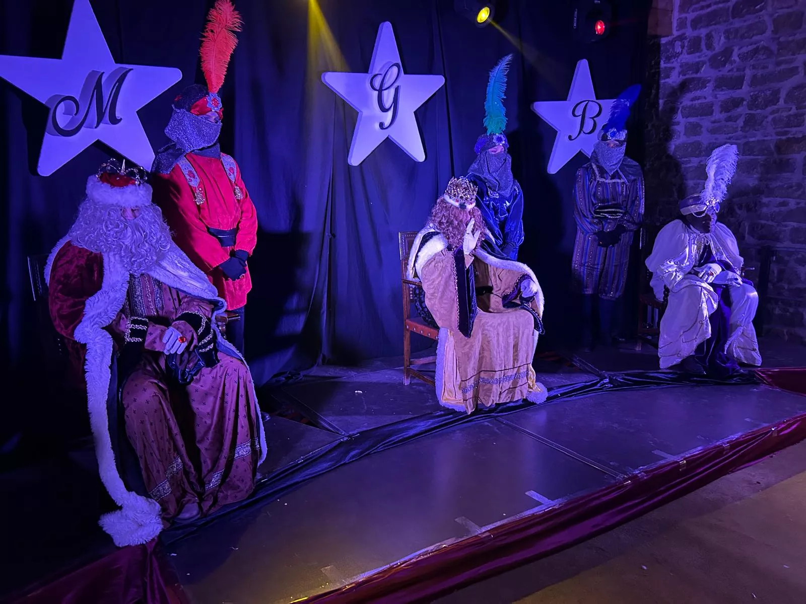 Cabalgata de Reyes de Ayerbe 2025.