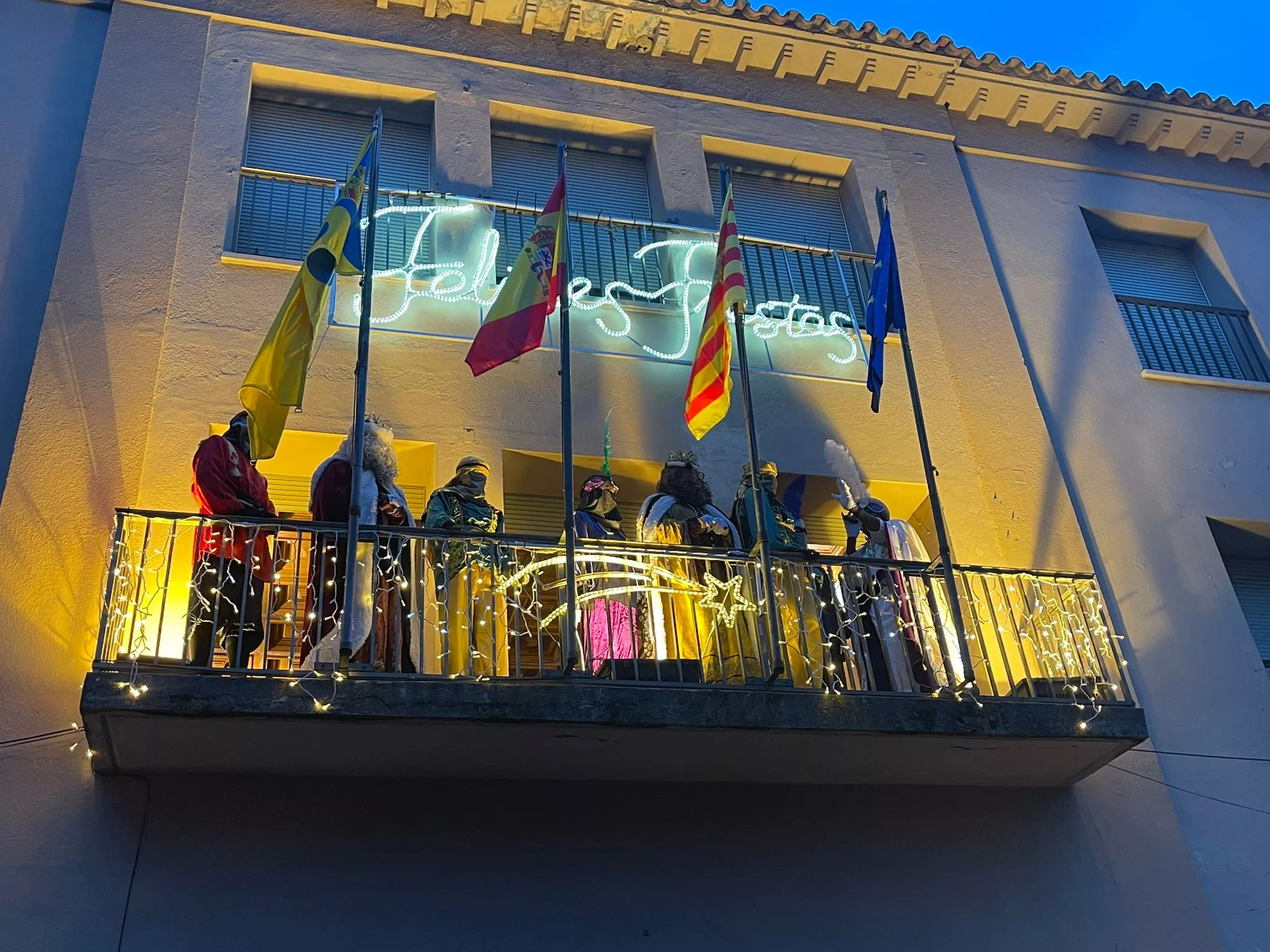 Cabalgata de Reyes de Ayerbe 2025.