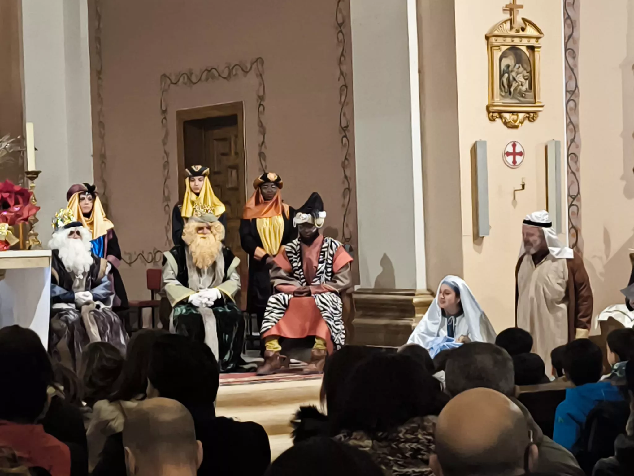  Cabalgata de Reyes Magos en Sariñena. Foto Nati Ballarín