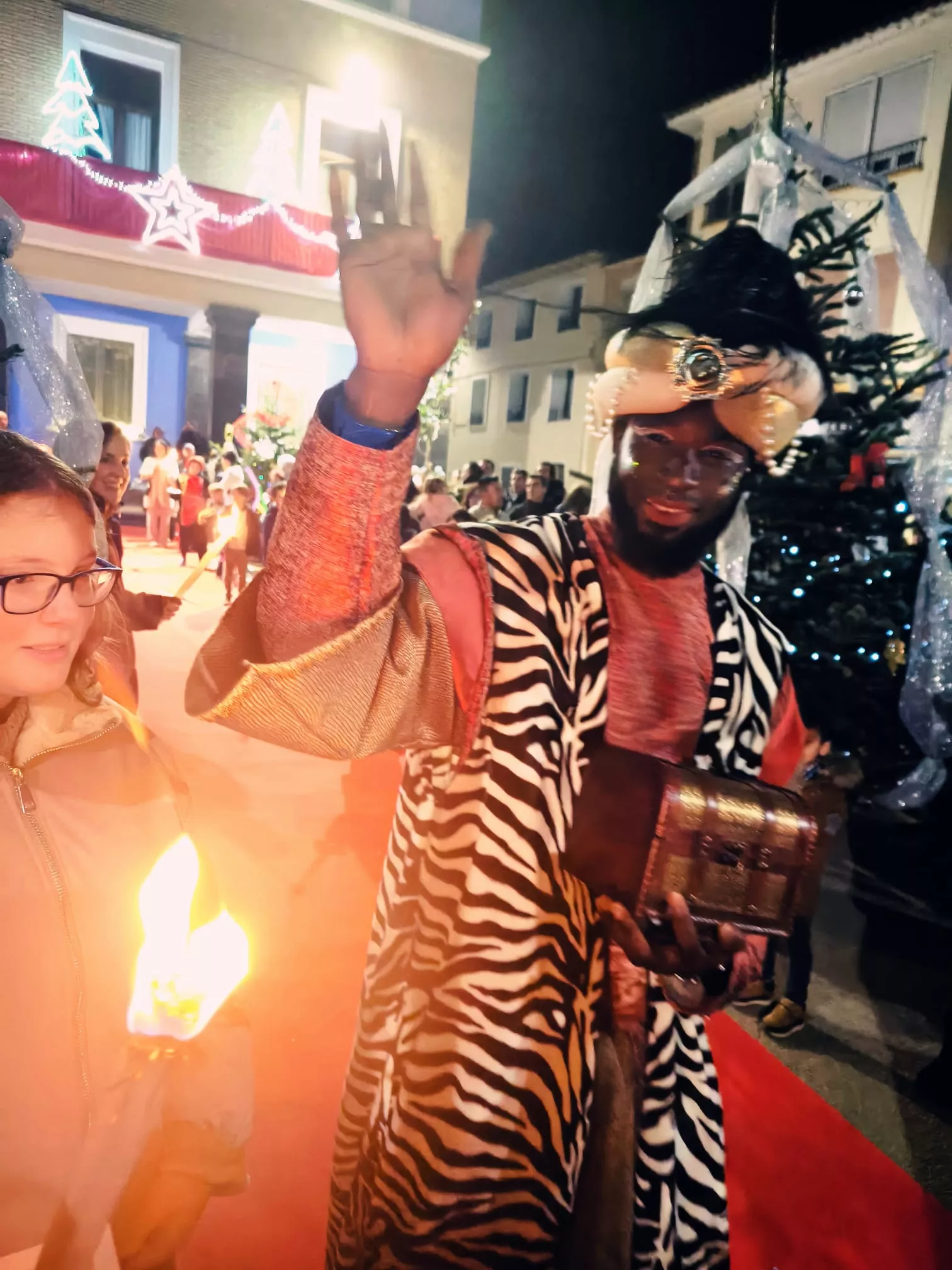  Cabalgata de Reyes Magos en Sariñena. Foto Nati Ballarín