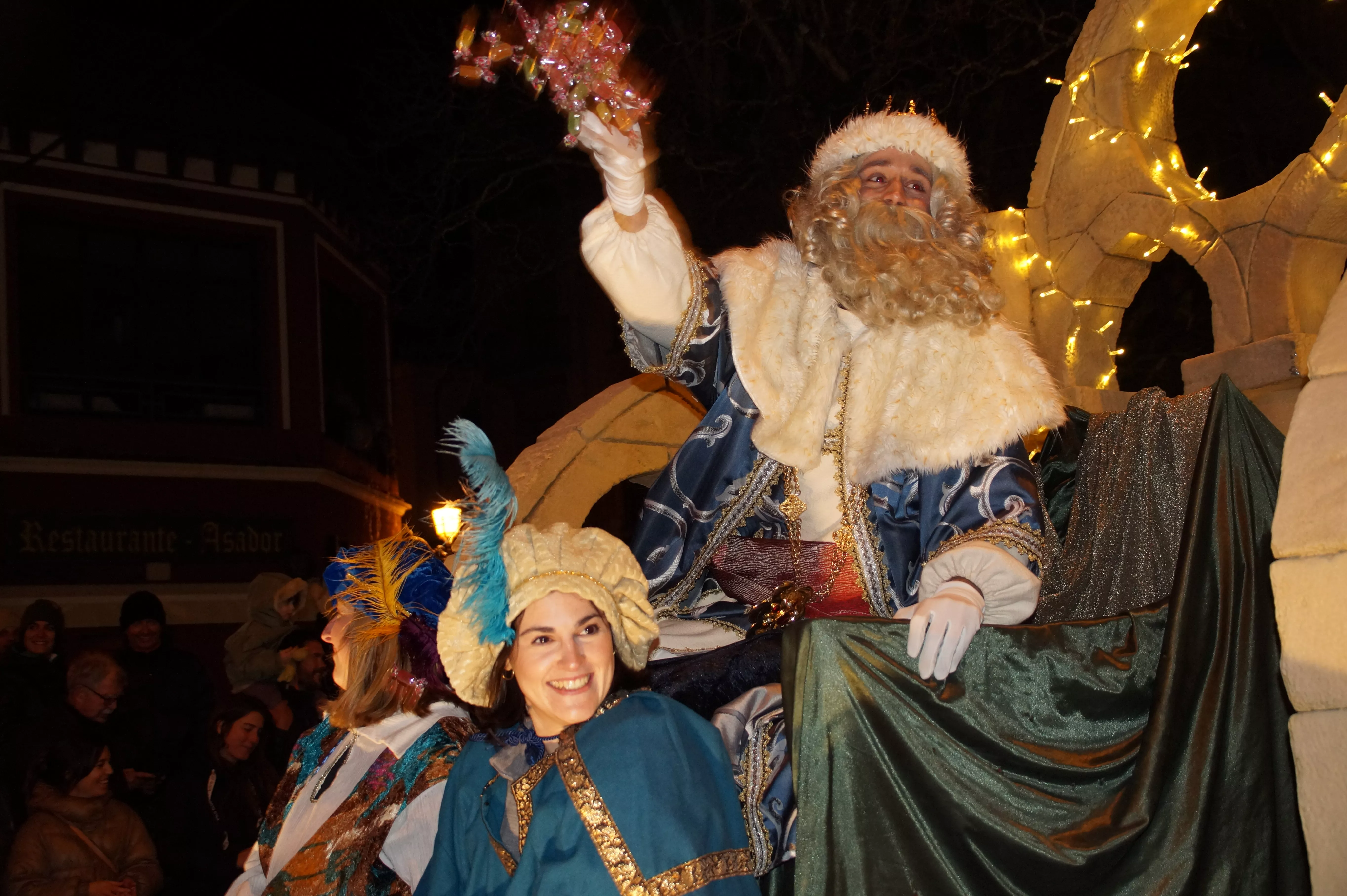Cabalgata de Reyes en Jaca. Foto Rebeca Ruiz