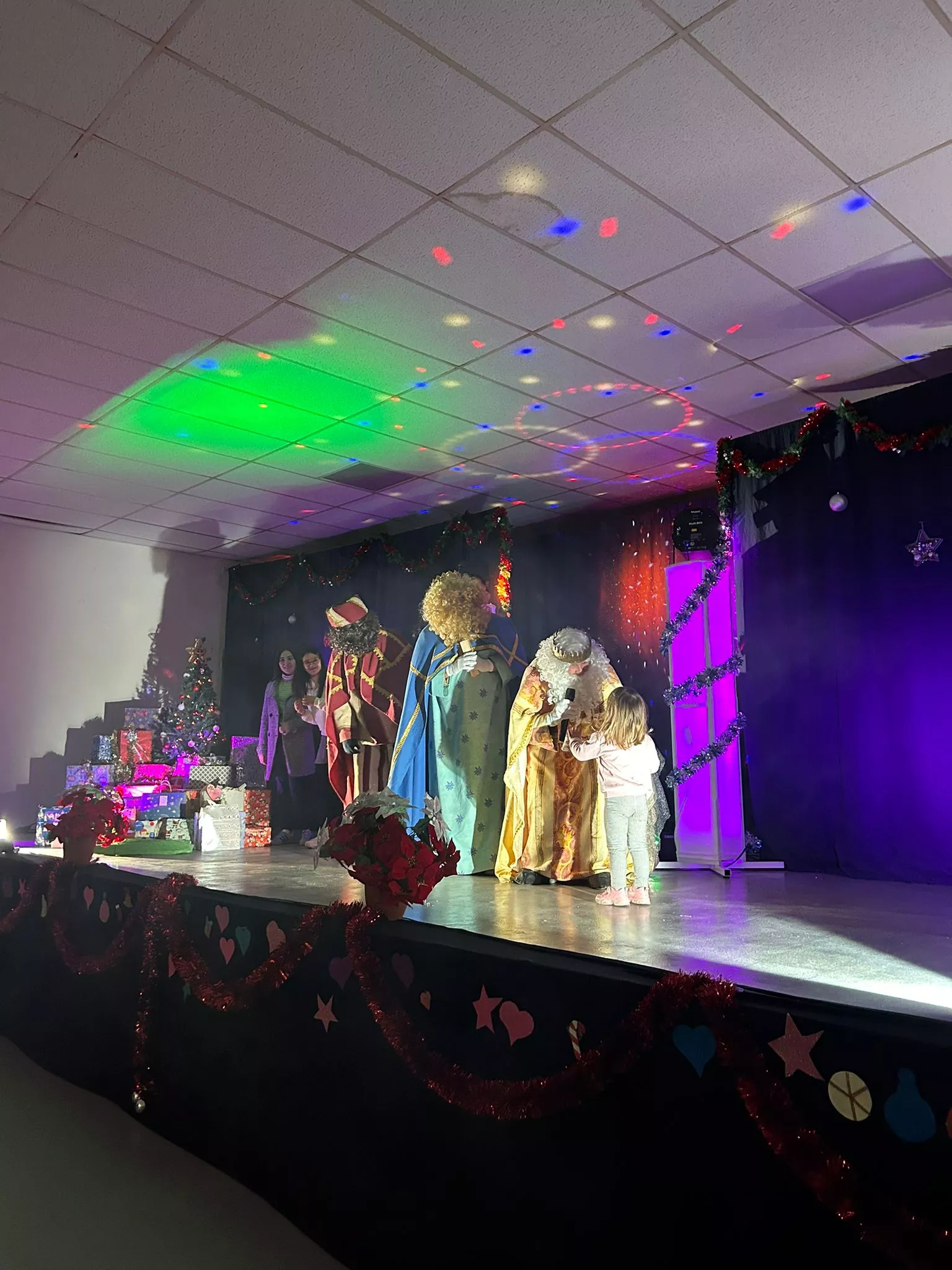 Cabalgata de Reyes Magos en Angüés