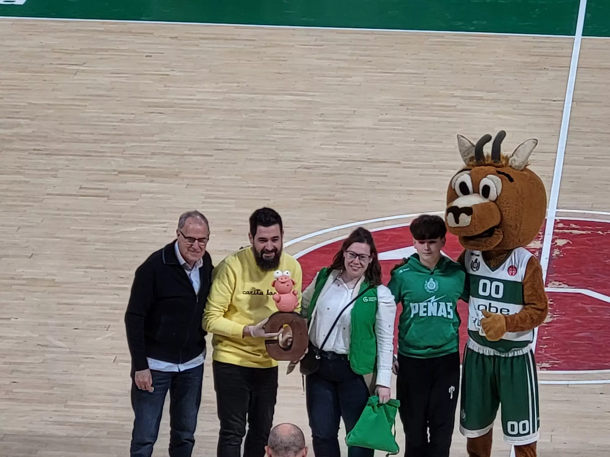Imágenes de la jornada "Jugando Contra el Cáncer" de Huesca. Foto: Adri Mora