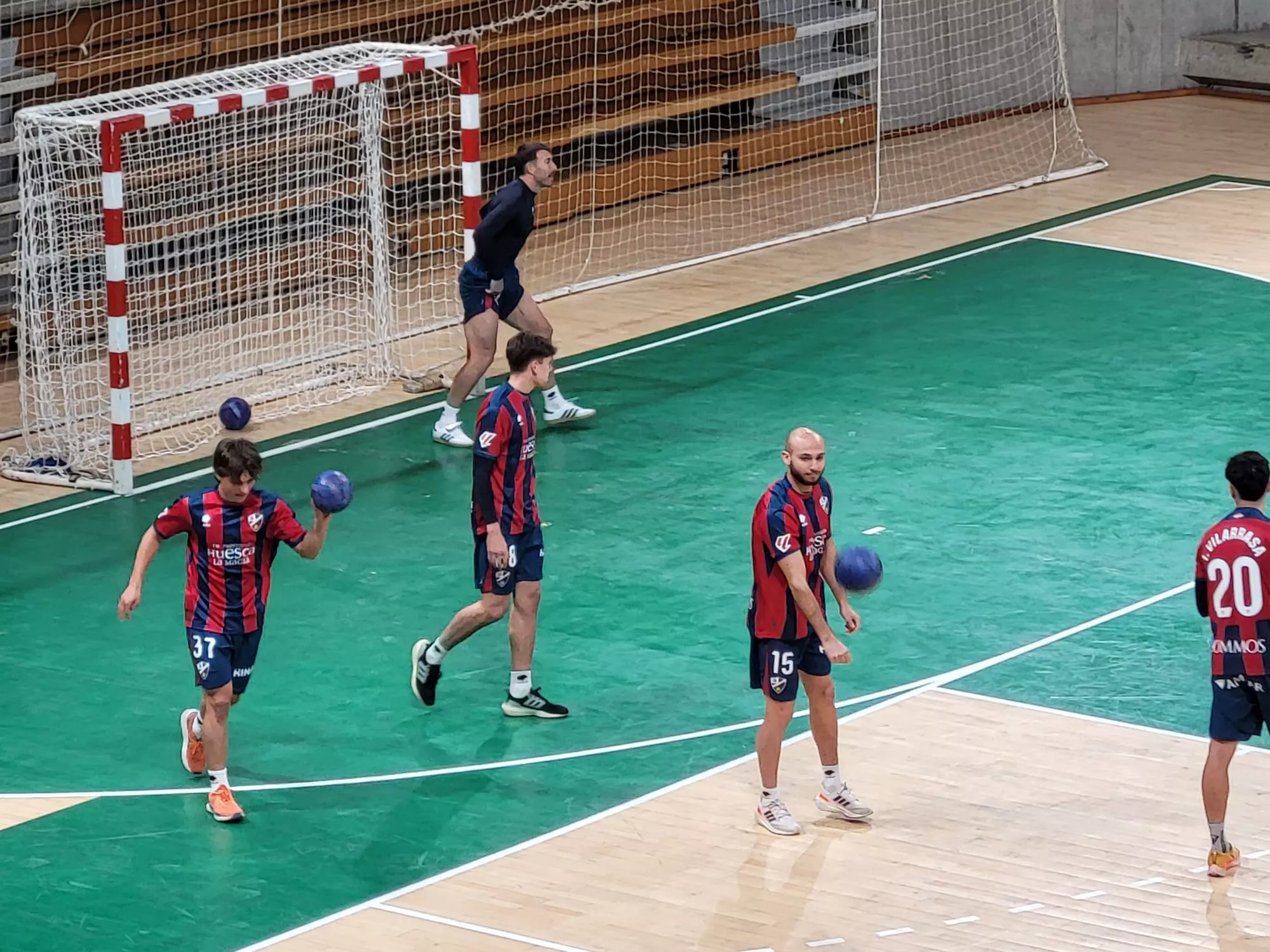 Imágenes de la jornada "Jugando Contra el Cáncer" de Huesca. Foto: Adri Mora