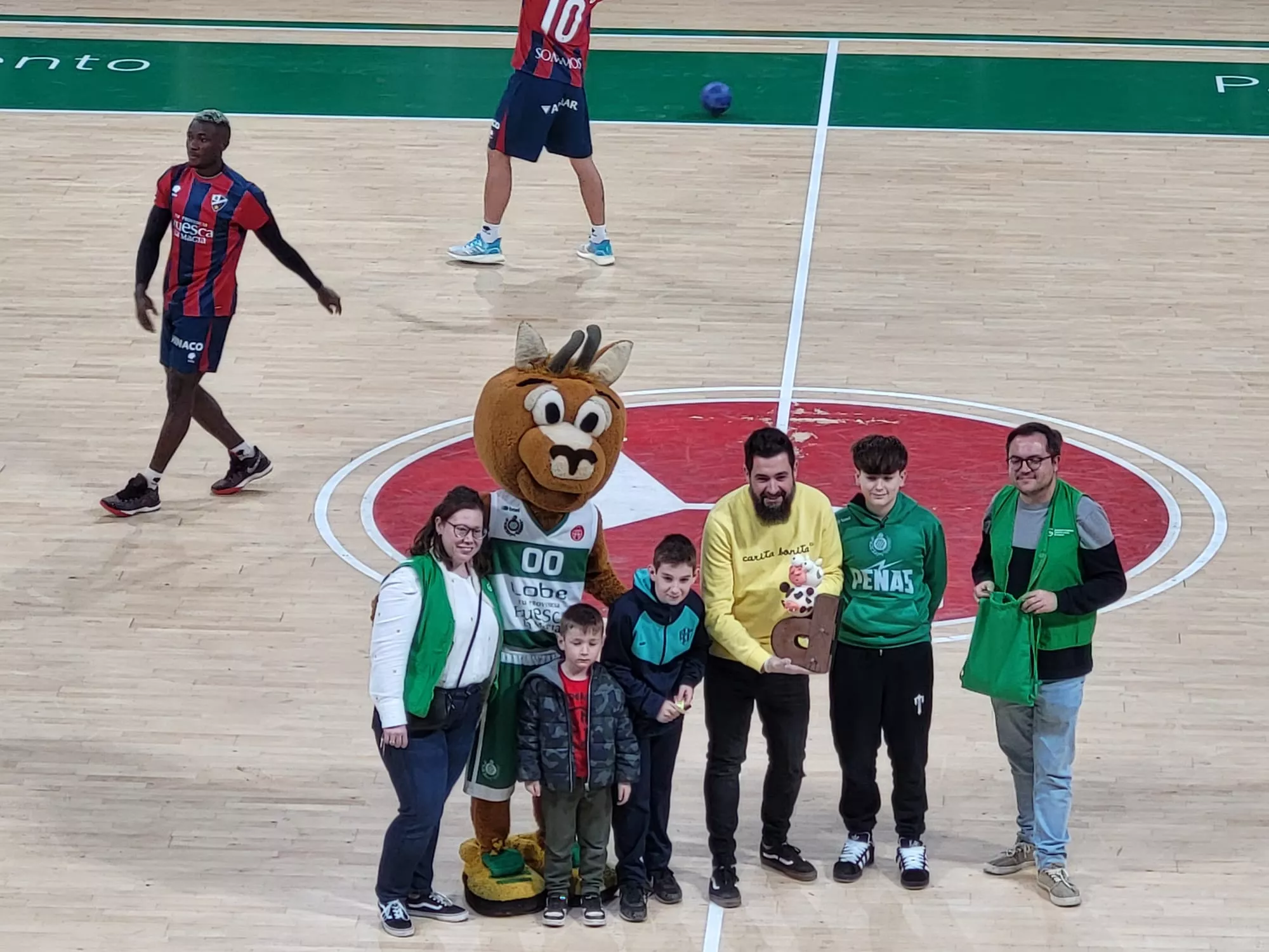 Imágenes de la jornada "Jugando Contra el Cáncer" de Huesca. Foto: Adri Mora