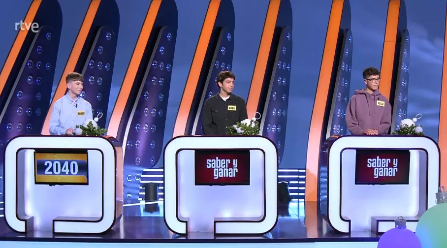 Bruno Gracia, Martí Matamoros y Hugo Díaz en su primera participación en 'Saber y Ganar'.