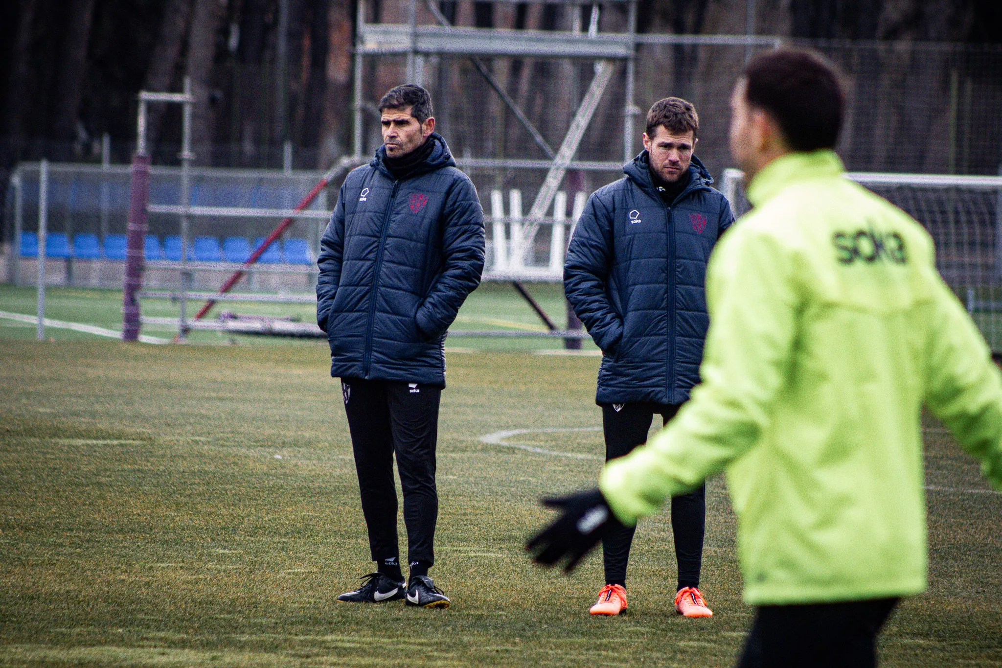 Antonio Hidalgo, junto a Ignasi Salafranca, en el entrenamiento de este miércoles. Foto: SD Huesca