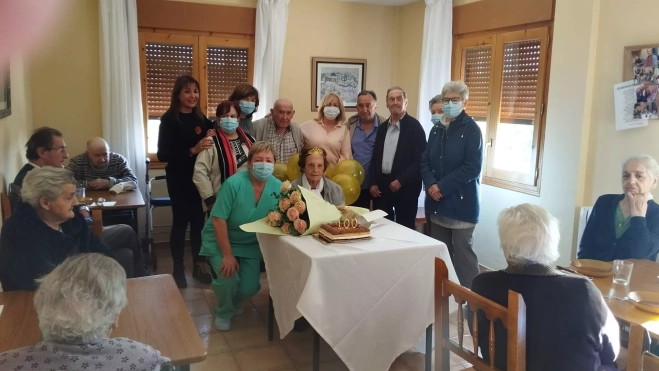 Visi ha recibido el cariño de los trabajadores y usuarios de la residencia. Visi ha recibido el cariño de los trabajadores y usuarios de la residencia.