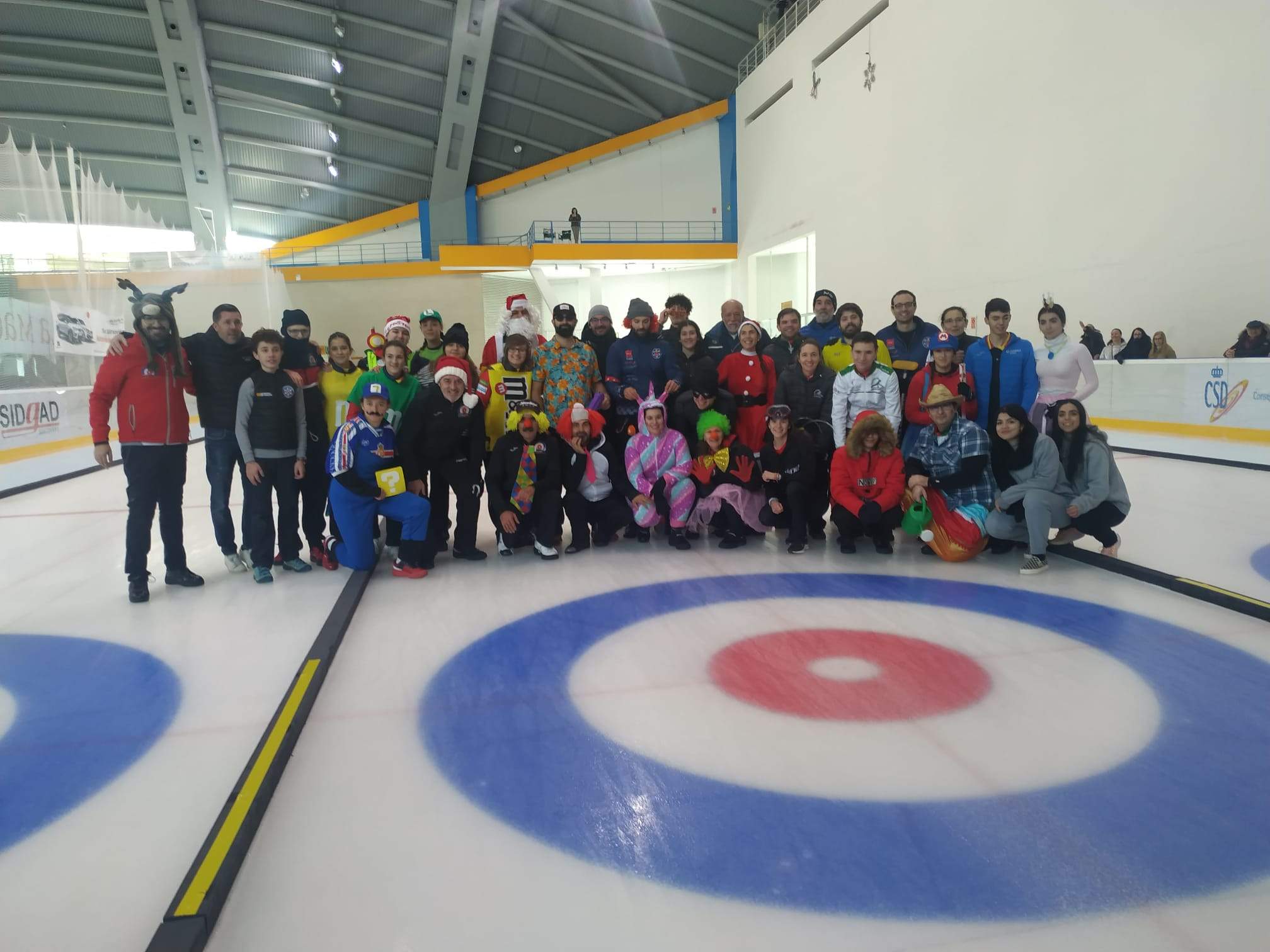 Foto de familia Jacetania Curling Club (JVA)