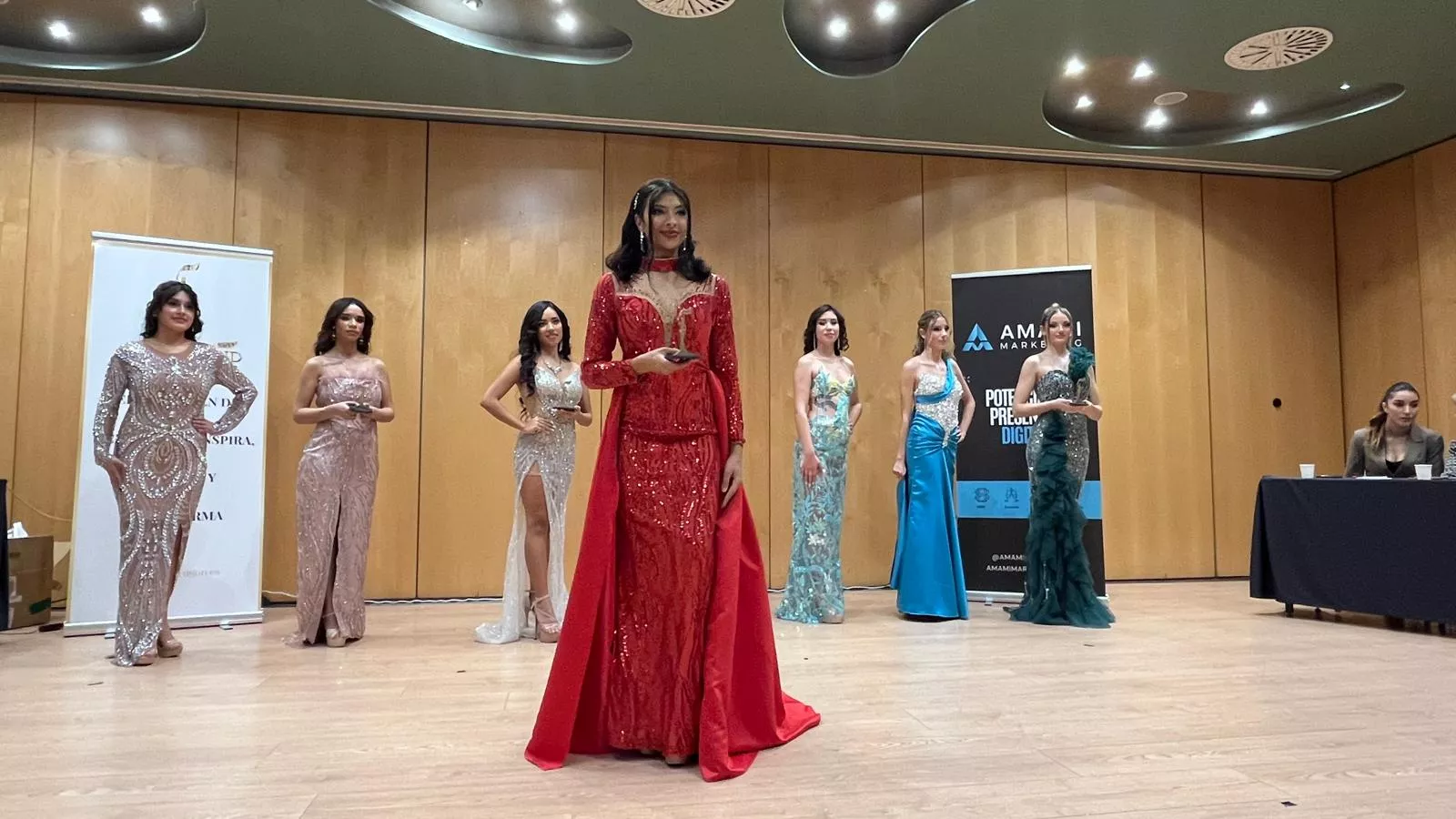 Gala para elegir a las representantes de Huesca en Miss Grand Aragón. Foto Mercedes Manterola