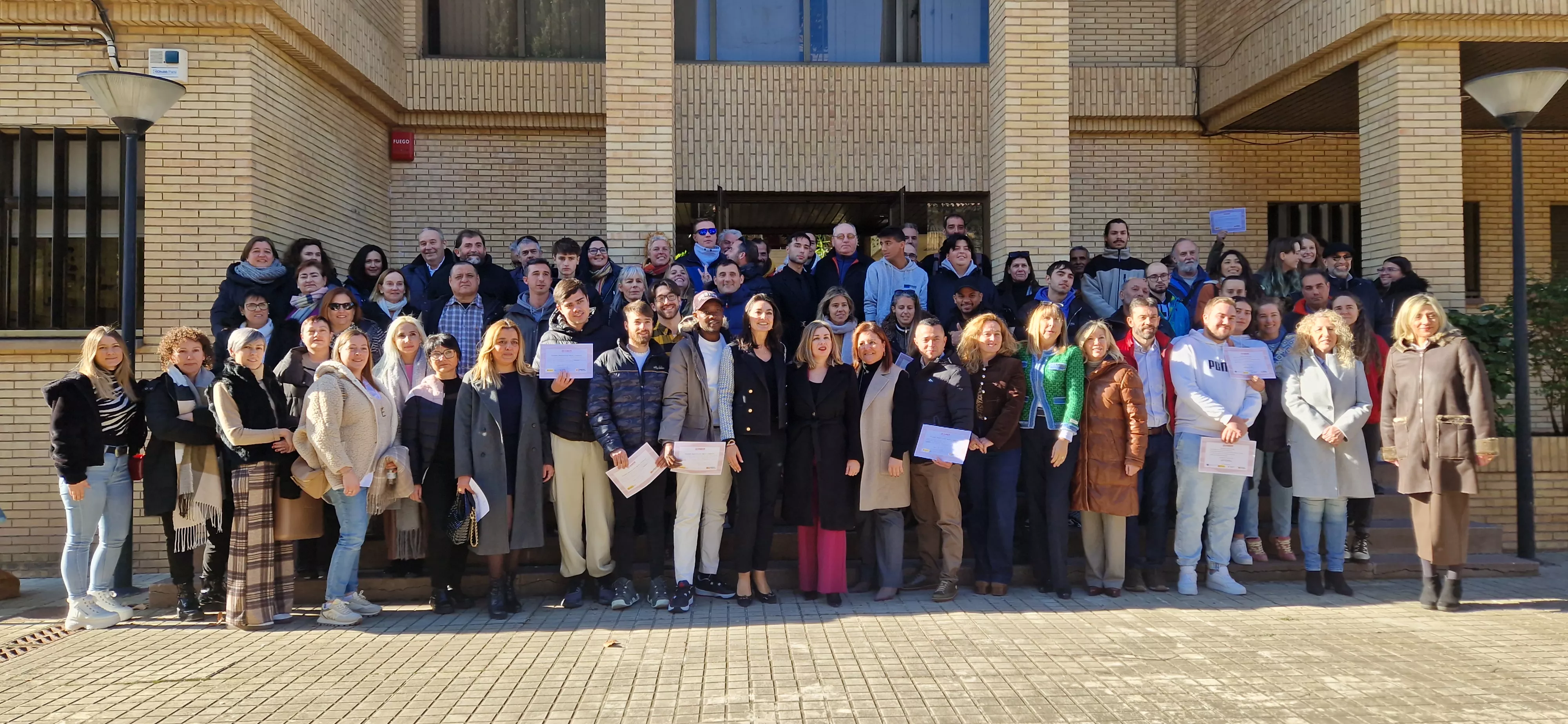Participantes en la clausura de programas experienciales de empleo y formación en la provincia de Huesca. Foto Myriam Martínez