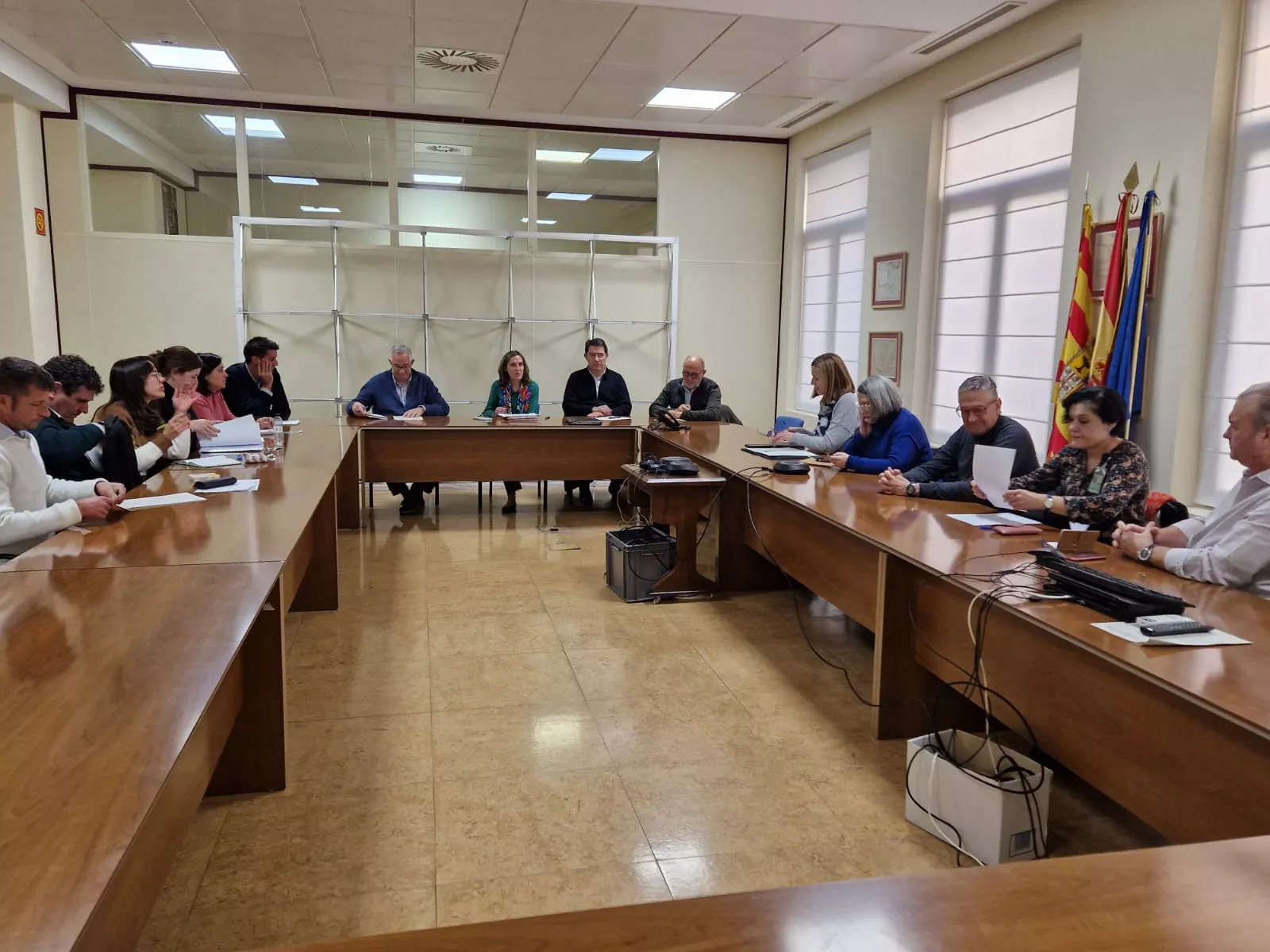 Responsables del Gobierno de Aragón y de las OPAS han analizado la nueva estrategia contra la lengua azul. Responsables del Gobierno de Aragón y de las OPAS han analizado la nueva estrategia contra la lengua azul.