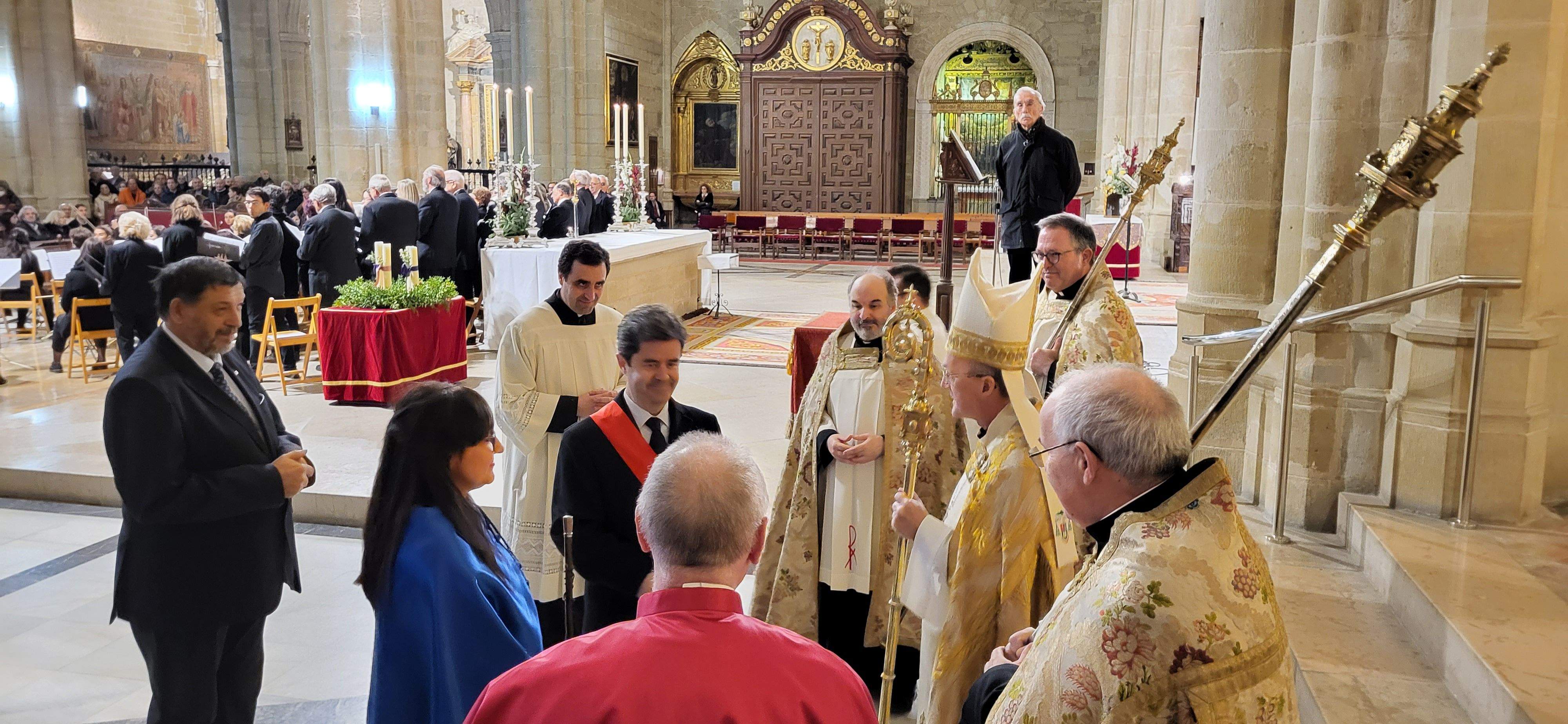 Huesca celebra el Tota Pulchra