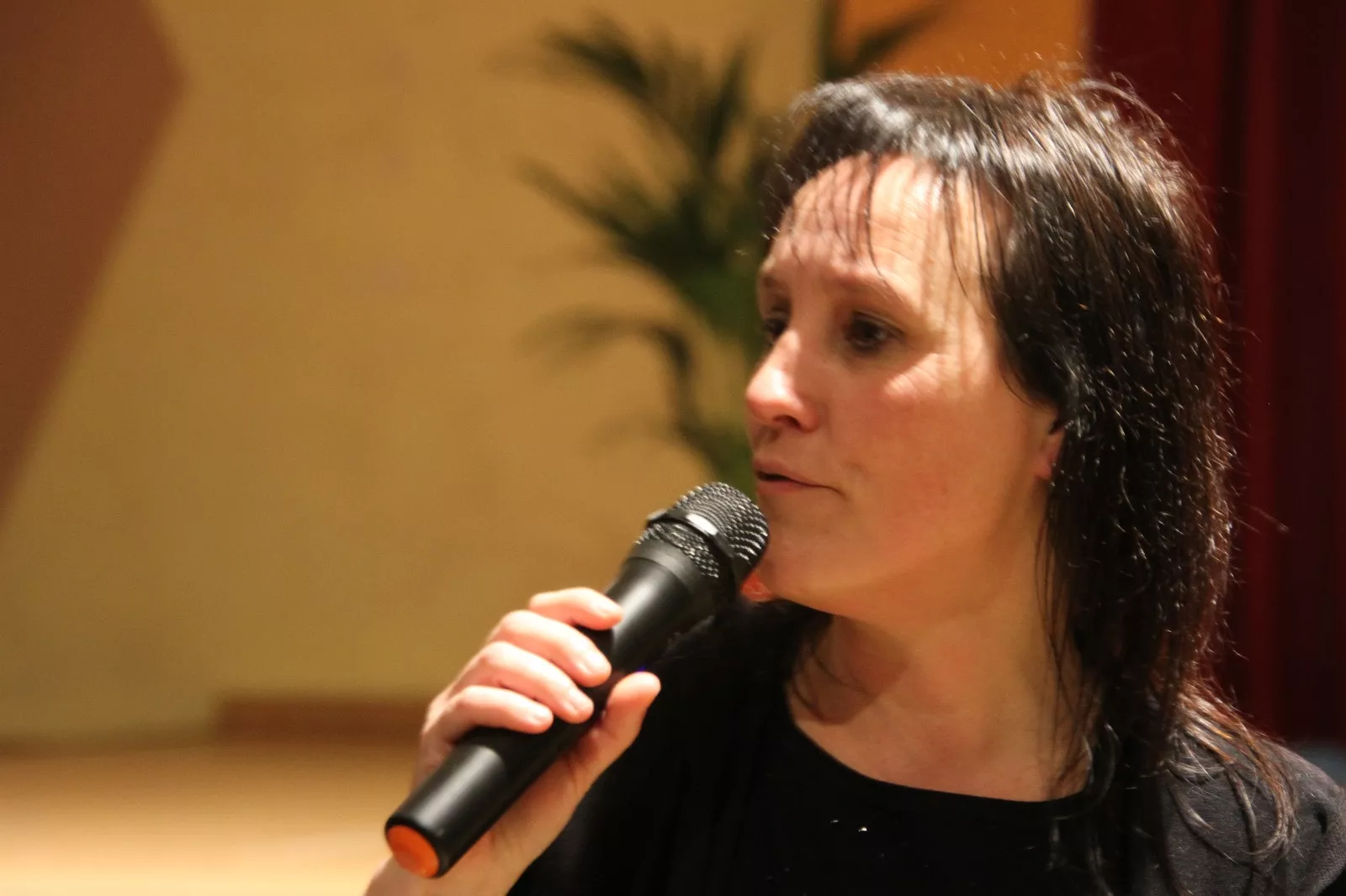 Lorena Canales. Foto Carlos Neofato