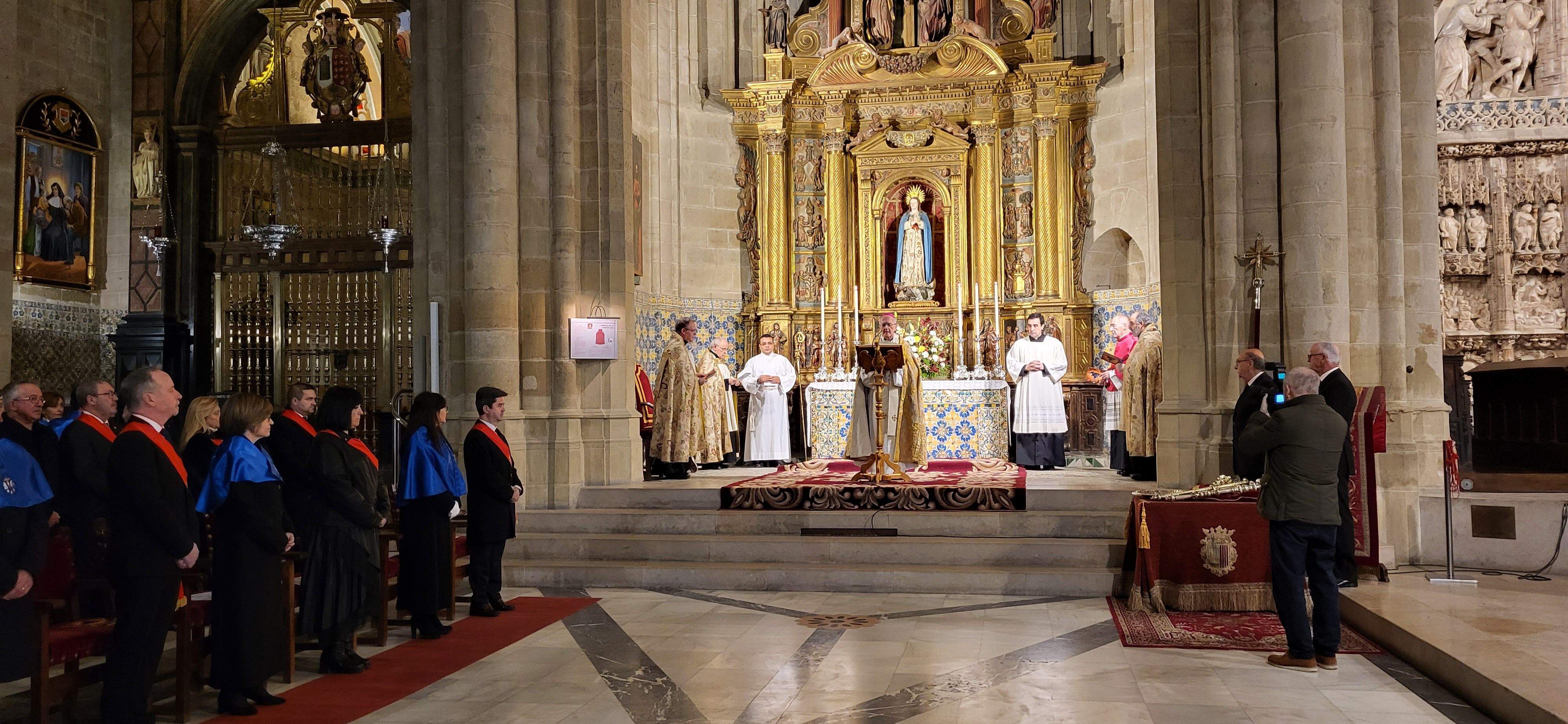 Huesca celebra el Tota Pulchra