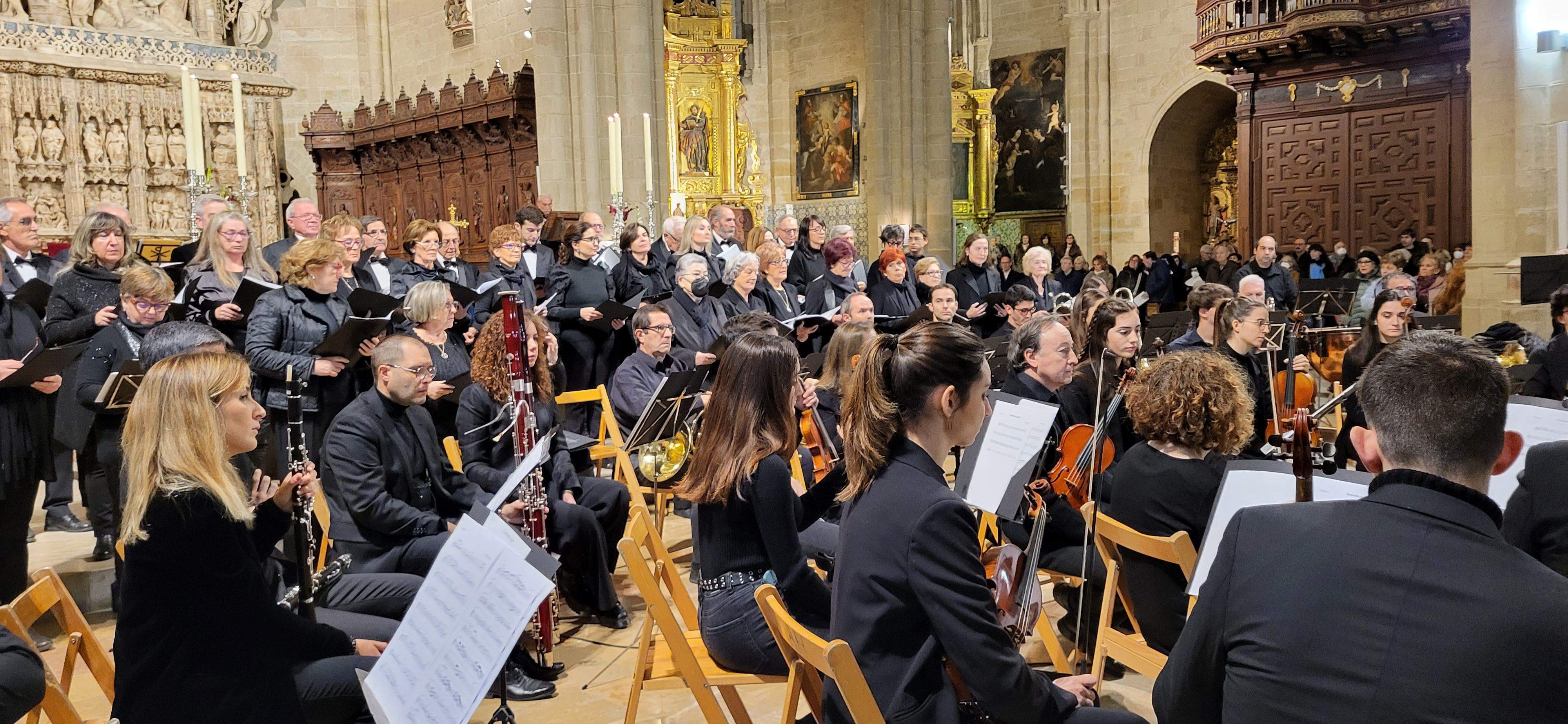 Huesca celebra el Tota Pulchra
