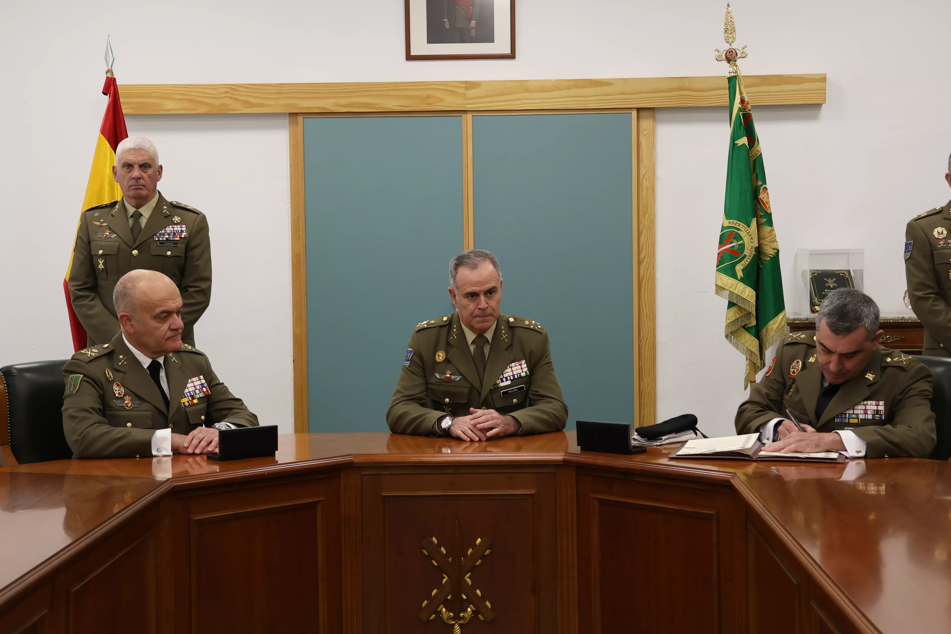 Toma de posesión del general Cepeda como jefe de la División Castillejos. Foto División Castillejos