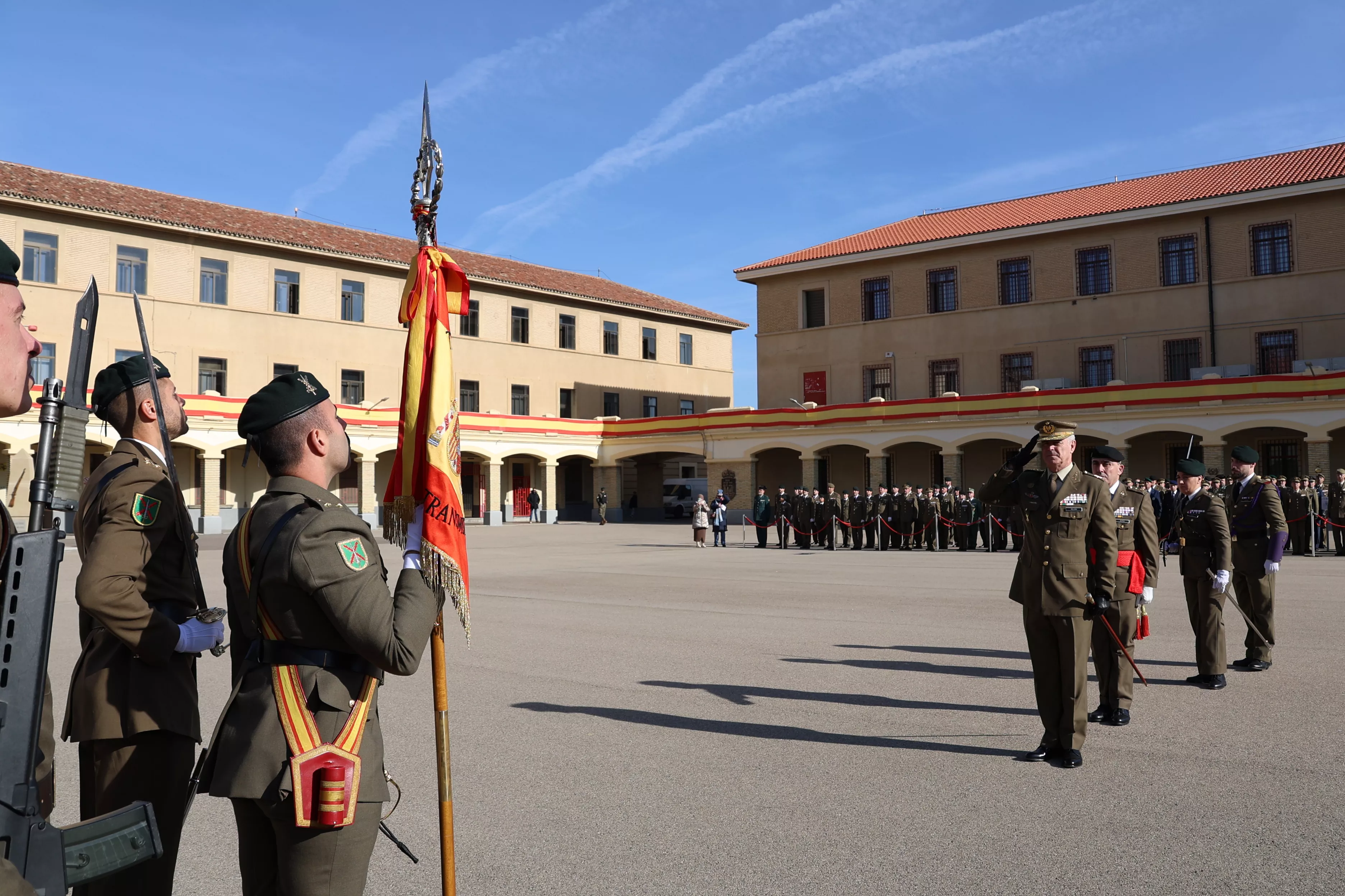 Toma de posesión del general Cepeda como jefe de la División Castillejos. Foto División Castillejos
