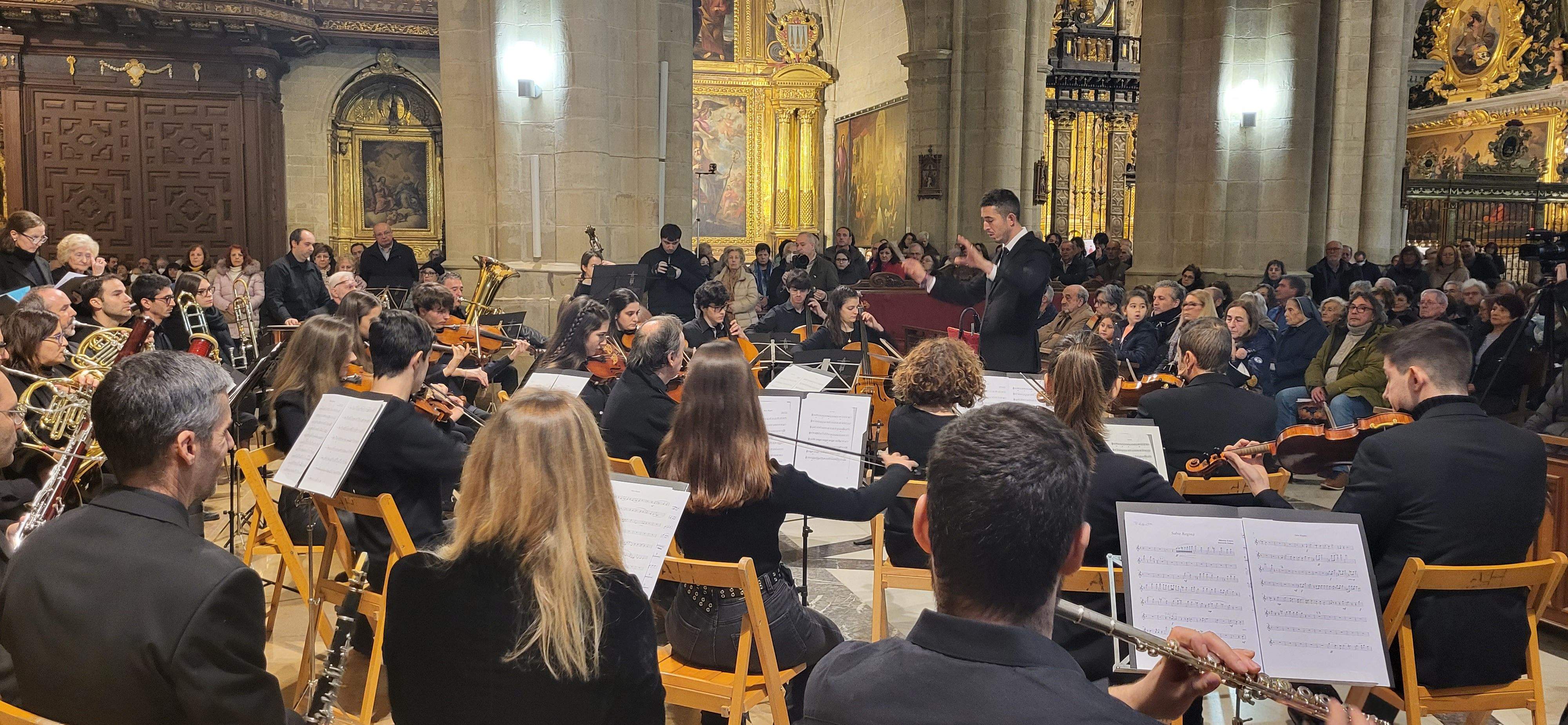 Huesca celebra el Tota Pulchra