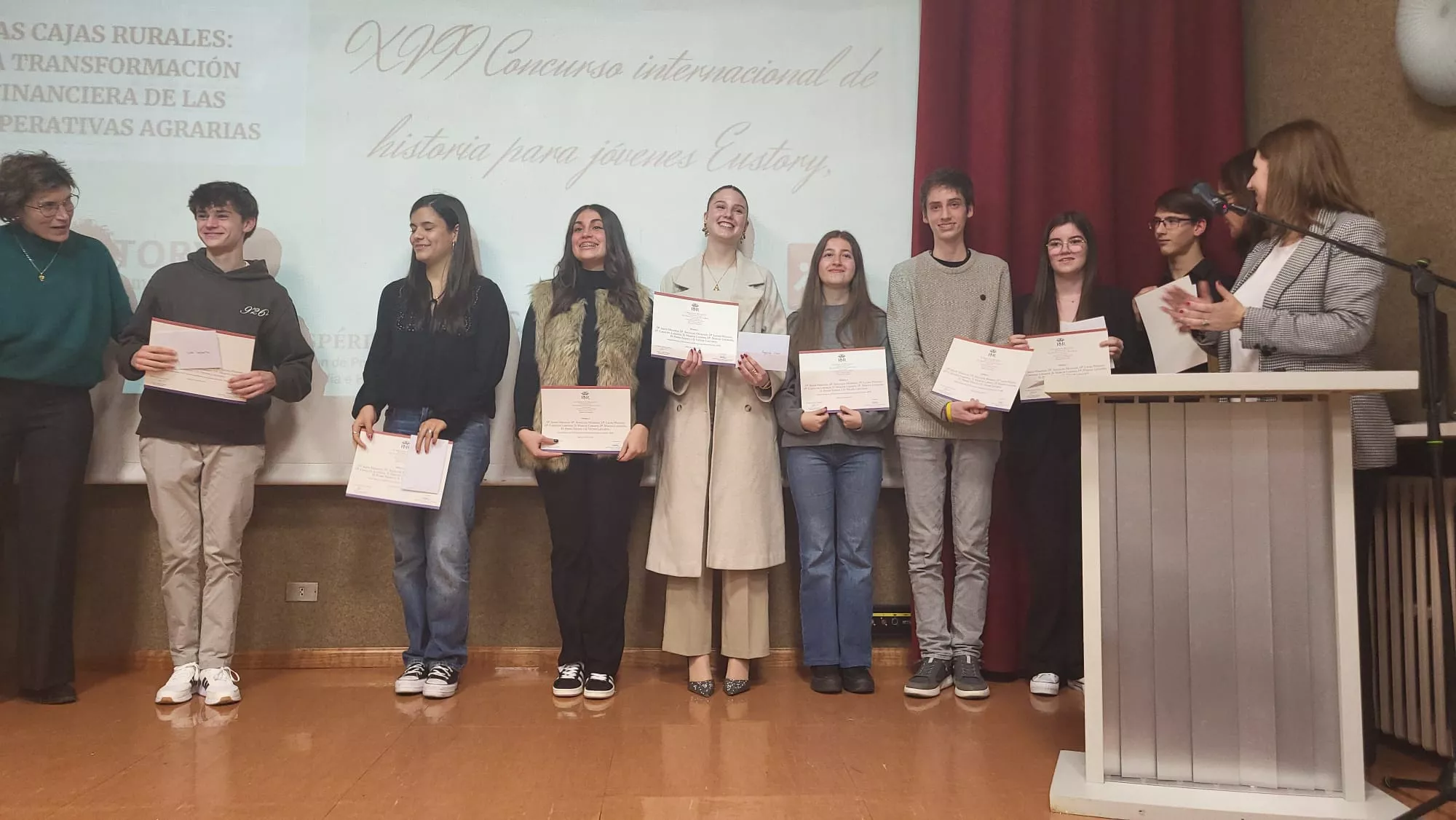 Entrega del tercer premio de Eustory a Salesianos de Huesca
