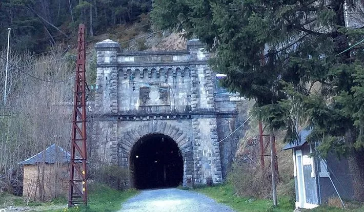 Túnel ferroviario del Somport.