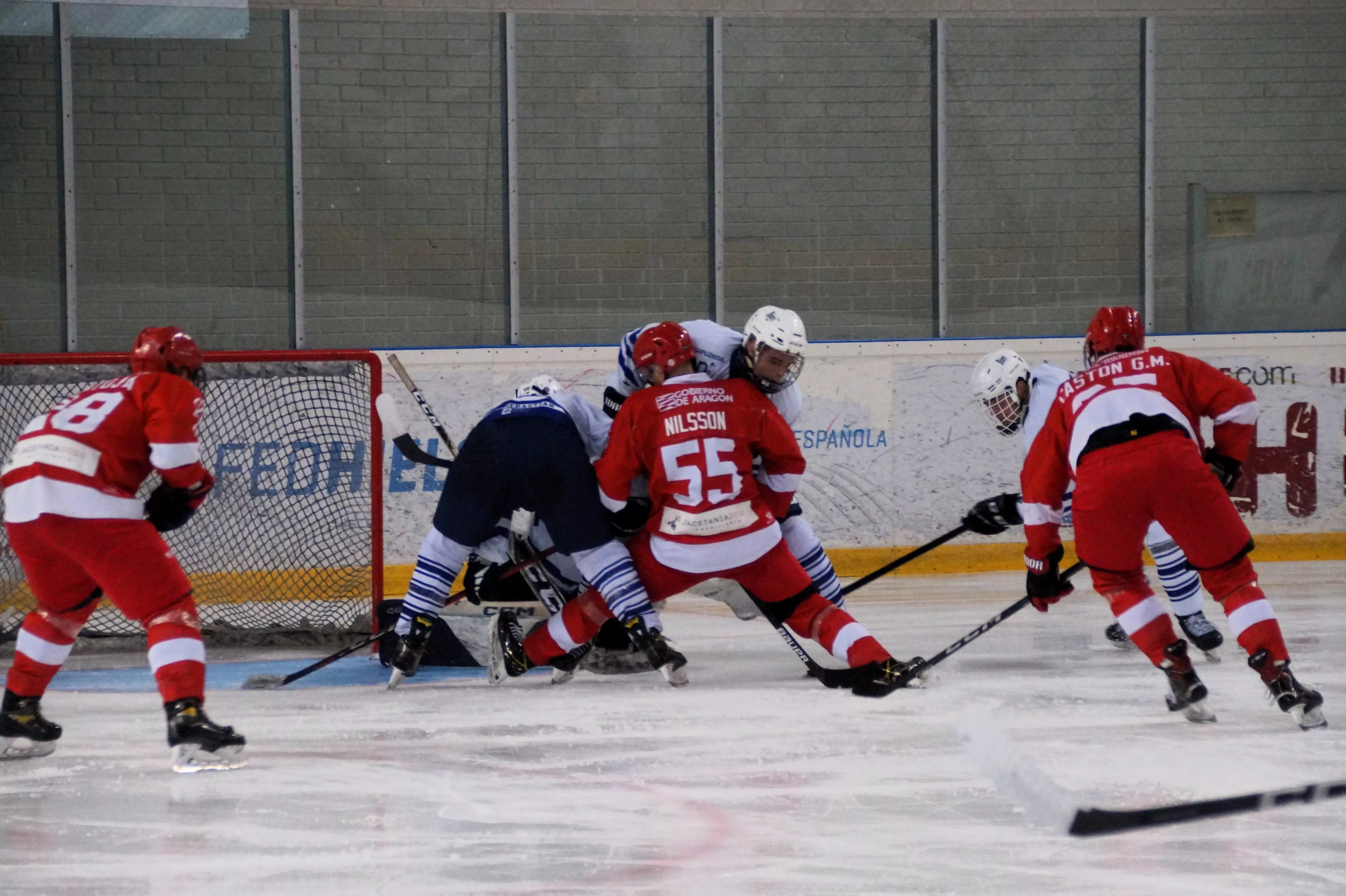 Imagen de un partido entre CH Jaca y Txuri Urdin. Foto: CH Jaca