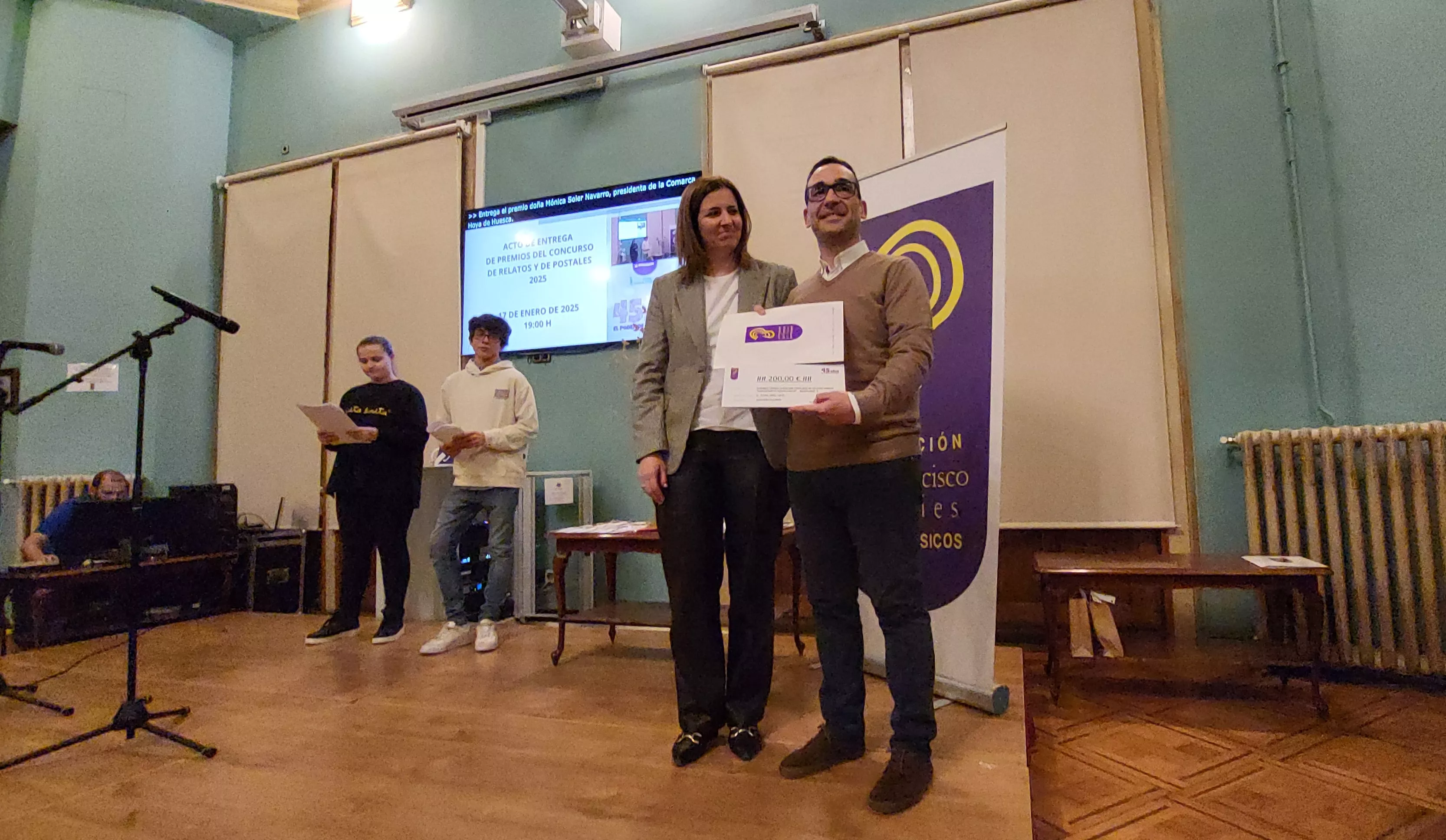 Alexis López Vidal, segundo galardonado. Foto Mercedes Manterola