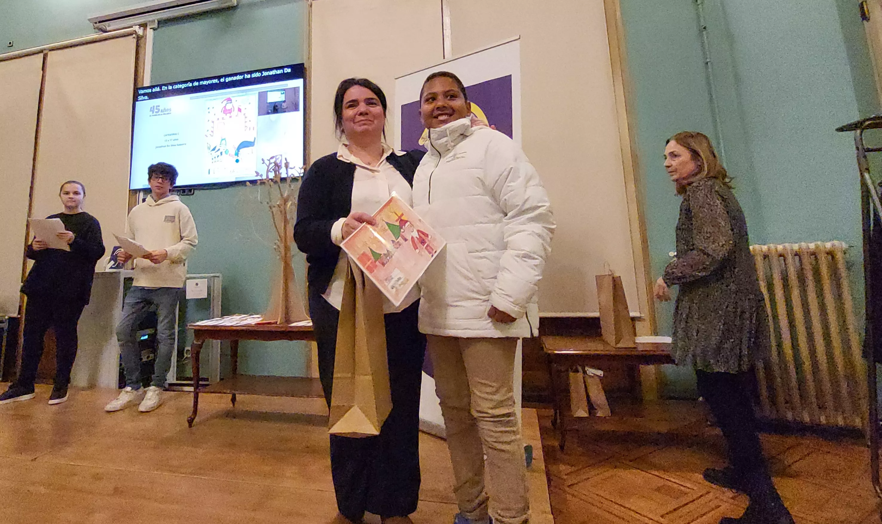 Premio a Juan Fernando Rodríguez. Foto Mercedes Manterola
