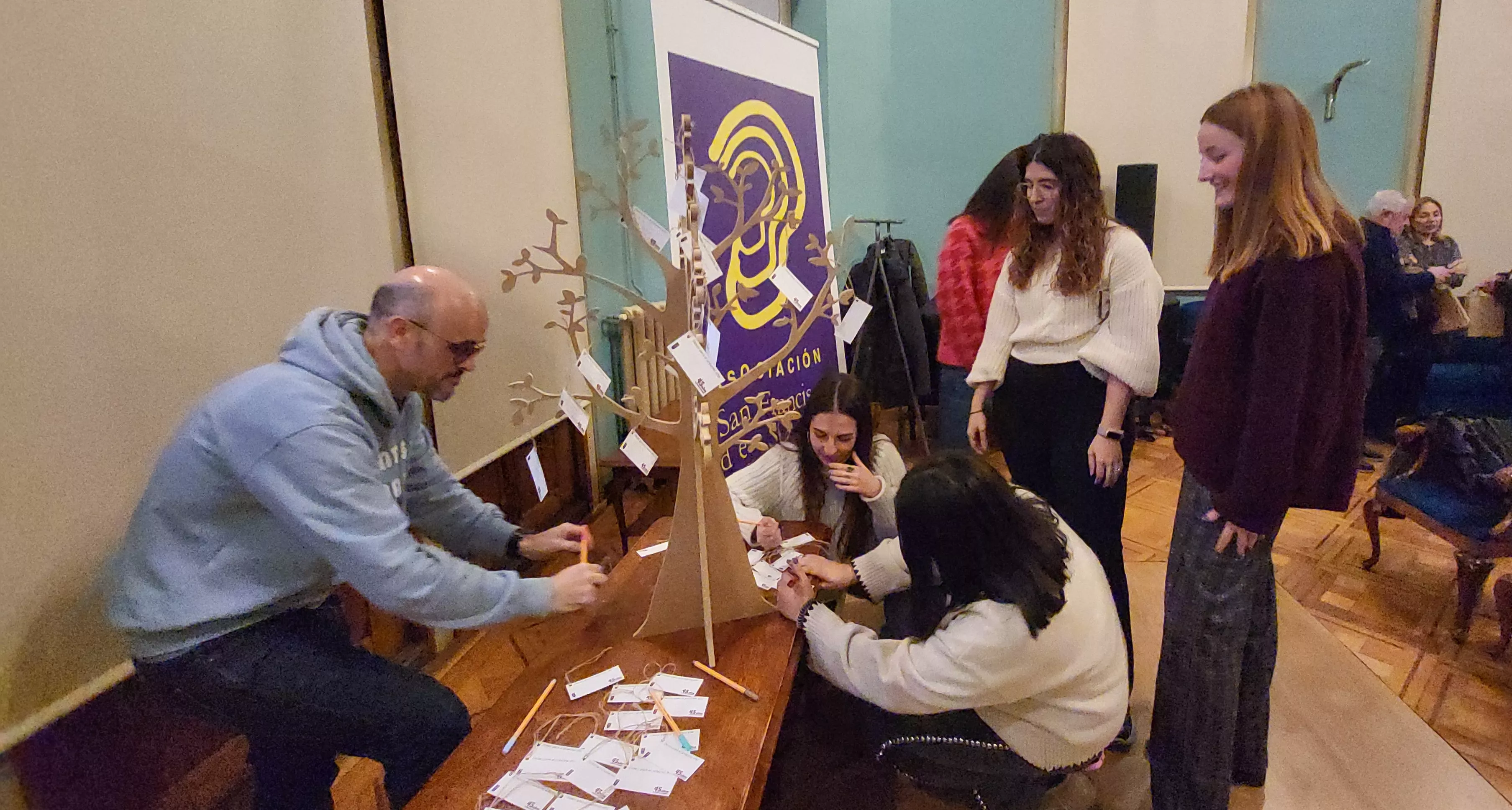 Acto de entrega de premios del IX Concurso de Relatos Cortos de la Asociación de Hipoacúsicos de Huesca. Foto Mercedes Manterola