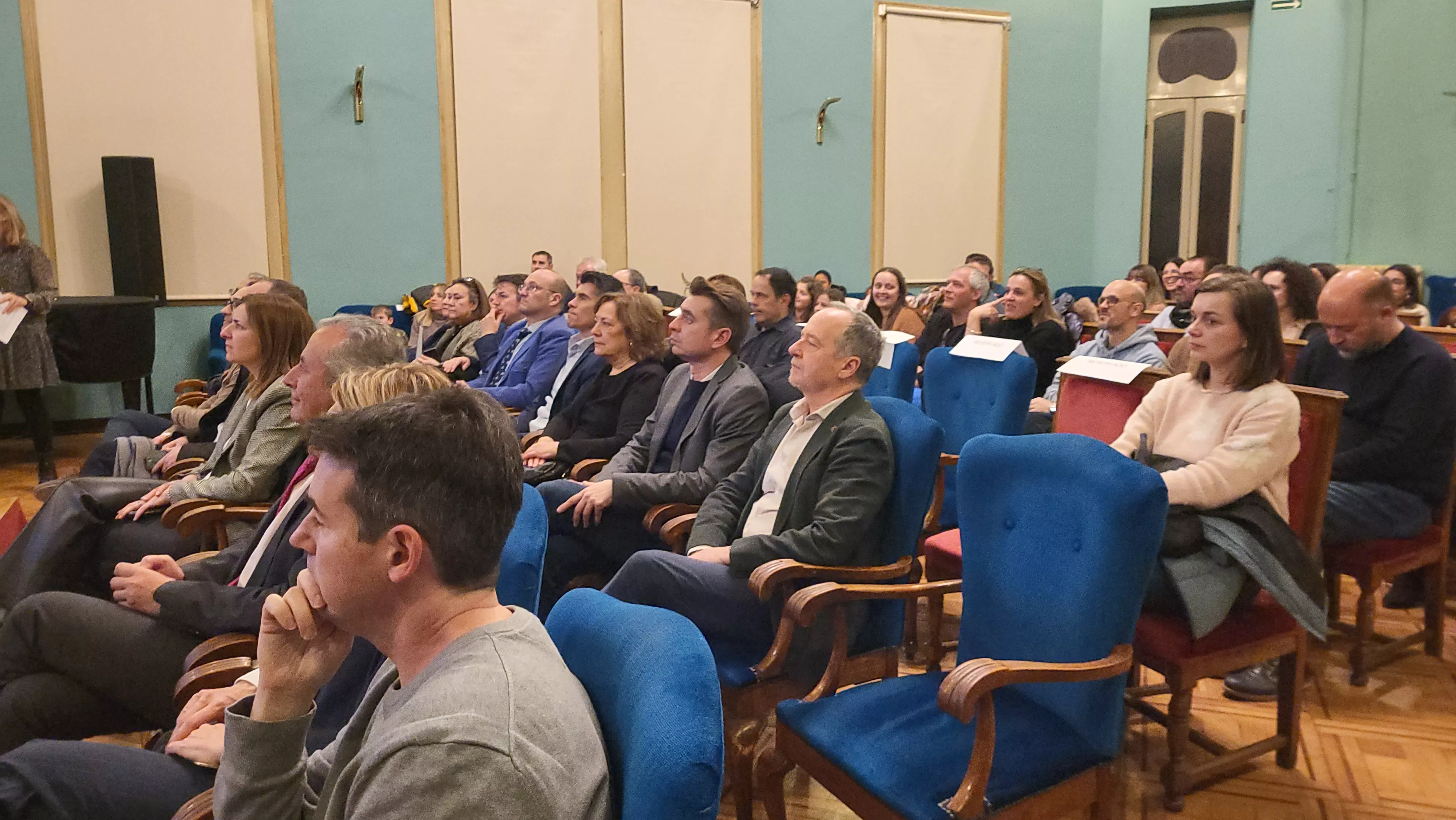 Acto de entrega de premios del IX Concurso de Relatos Cortos de la Asociación de Hipoacúsicos de Huesca. Foto Mercedes Manterola