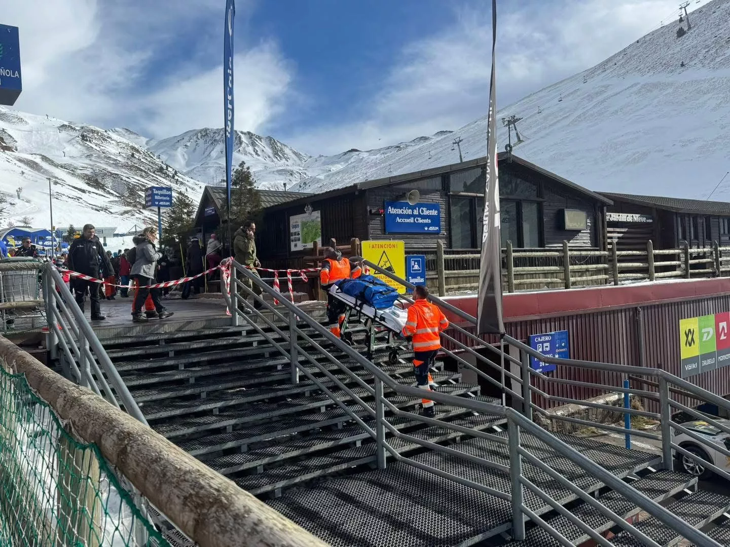 Estación de Astún tras el accidente de este sábado.