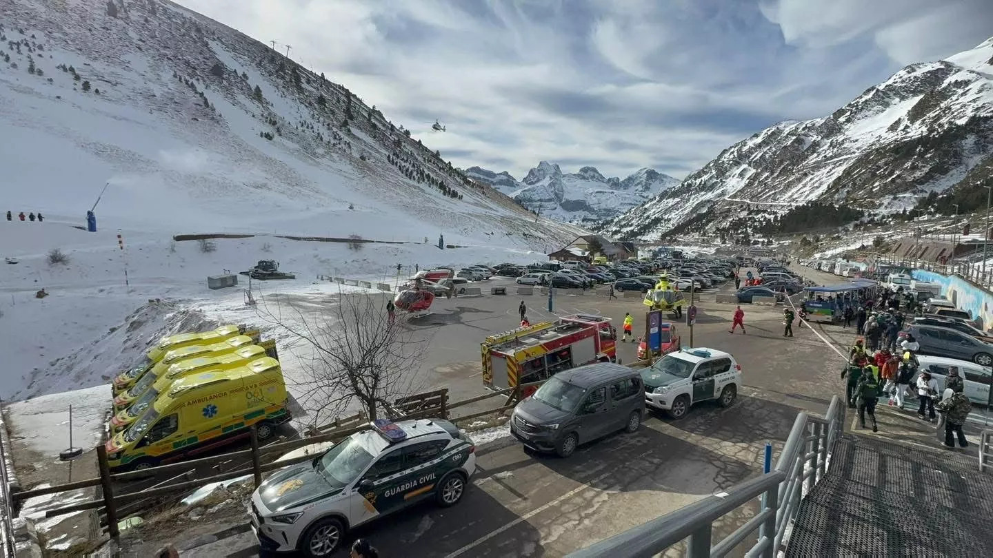 Estación de Astún tras el accidente de este sábado.