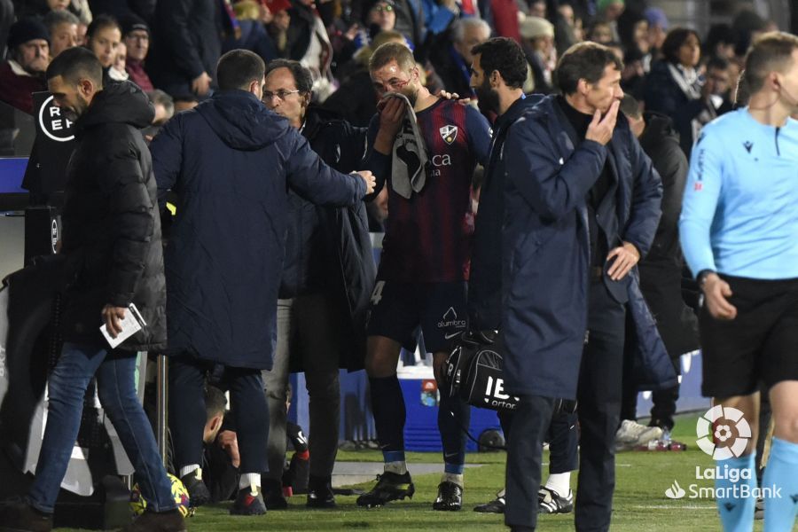 Jorge Pulido, ensangrentado tras el cabezazo. FOTO LALIGA
