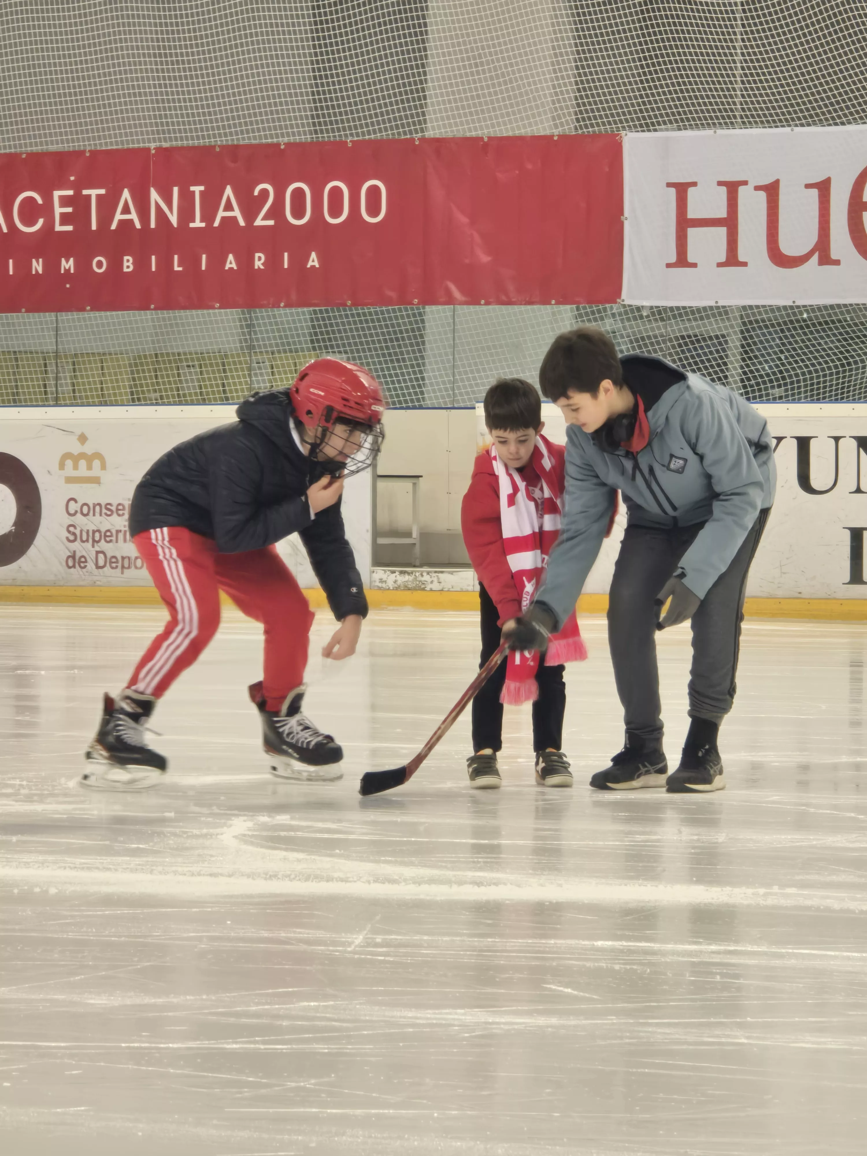 CH Jaca-Txuri. Diego Barrio, ganador de El Gol de la Afición.Foto: CH Jaca