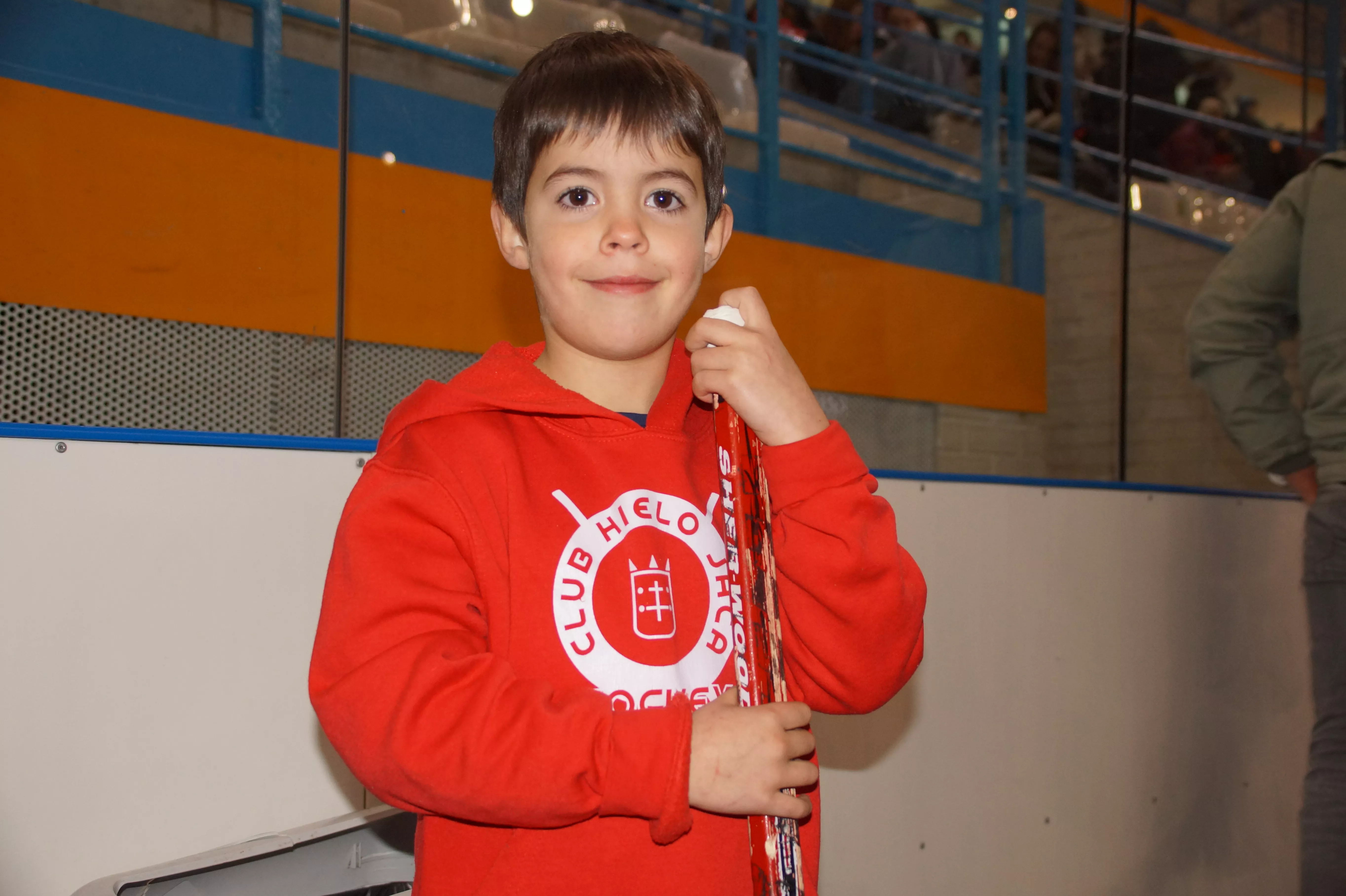 CH Jaca-Txuri. Diego Barrio, ganador de El Gol de la Afición. Foto: CH Jaca