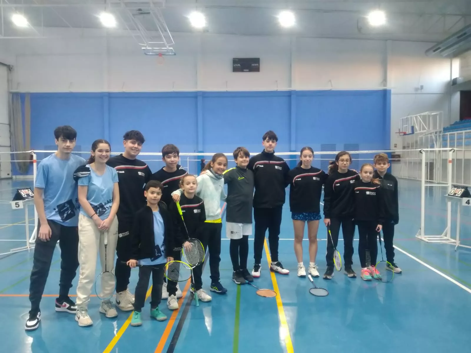 Jugadores del Huesca La Magia en Binéfar.