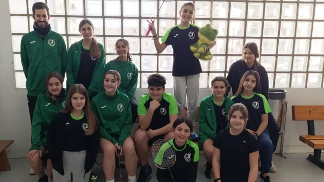 Jugadores del VV Osca en Binéfar Jugadores del VV Osca en Binéfar