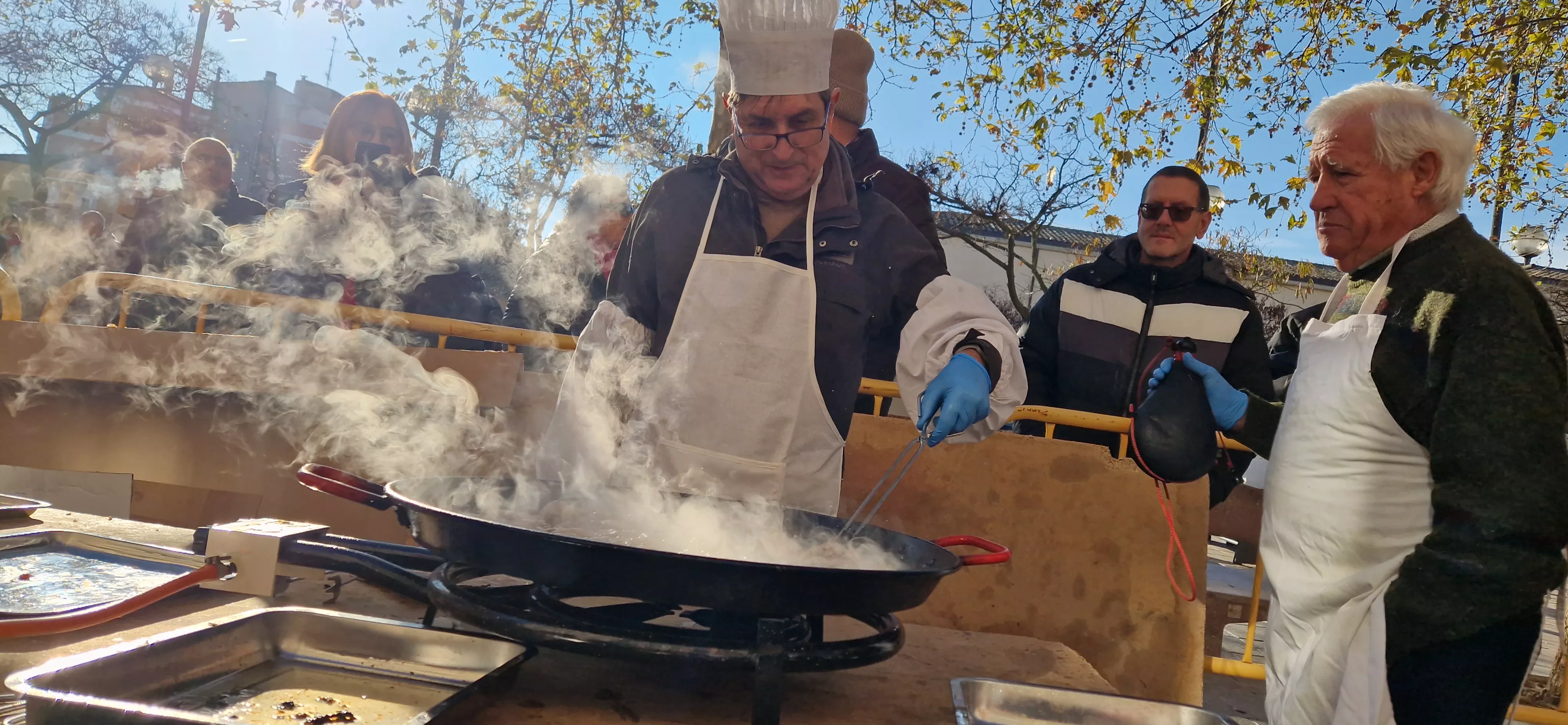 Almuerzo previo a la bendición de animales por San Antón. Foto Myriam Martínez 