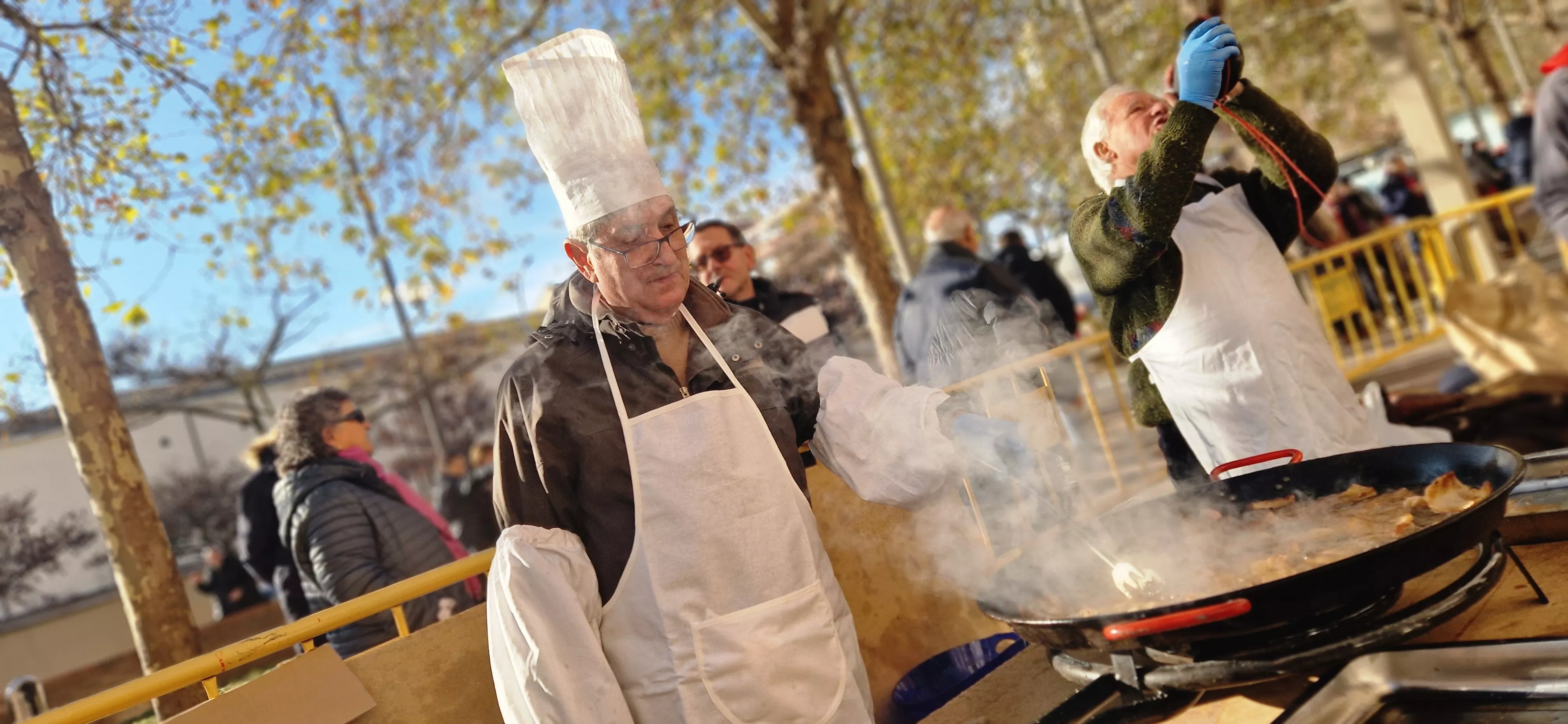 Almuerzo previo a la bendición de animales por San Antón. Foto Myriam Martínez 