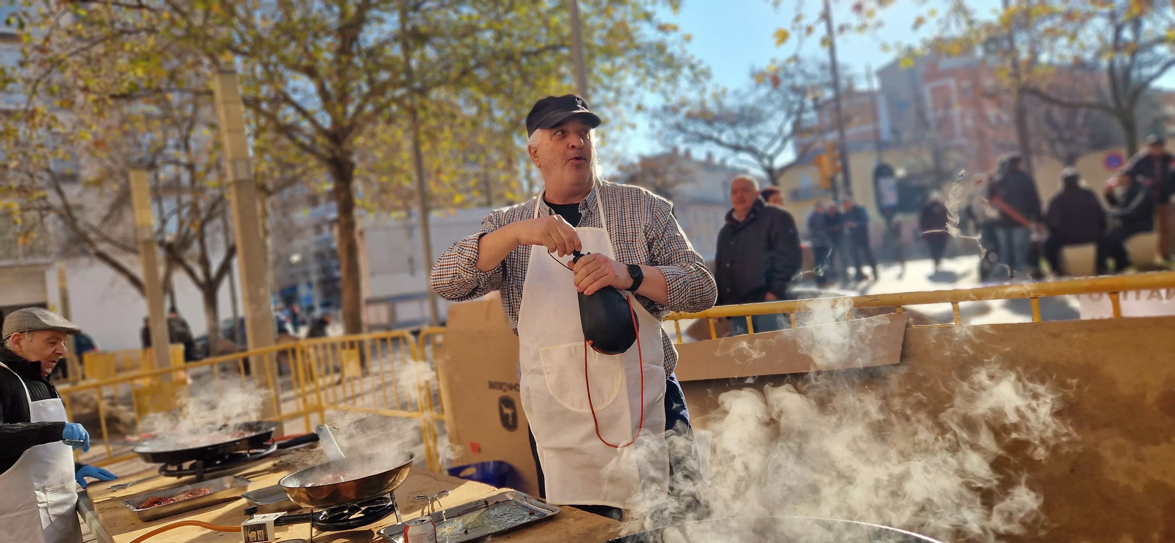 Almuerzo previo a la bendición de animales por San Antón. Foto Myriam Martínez 