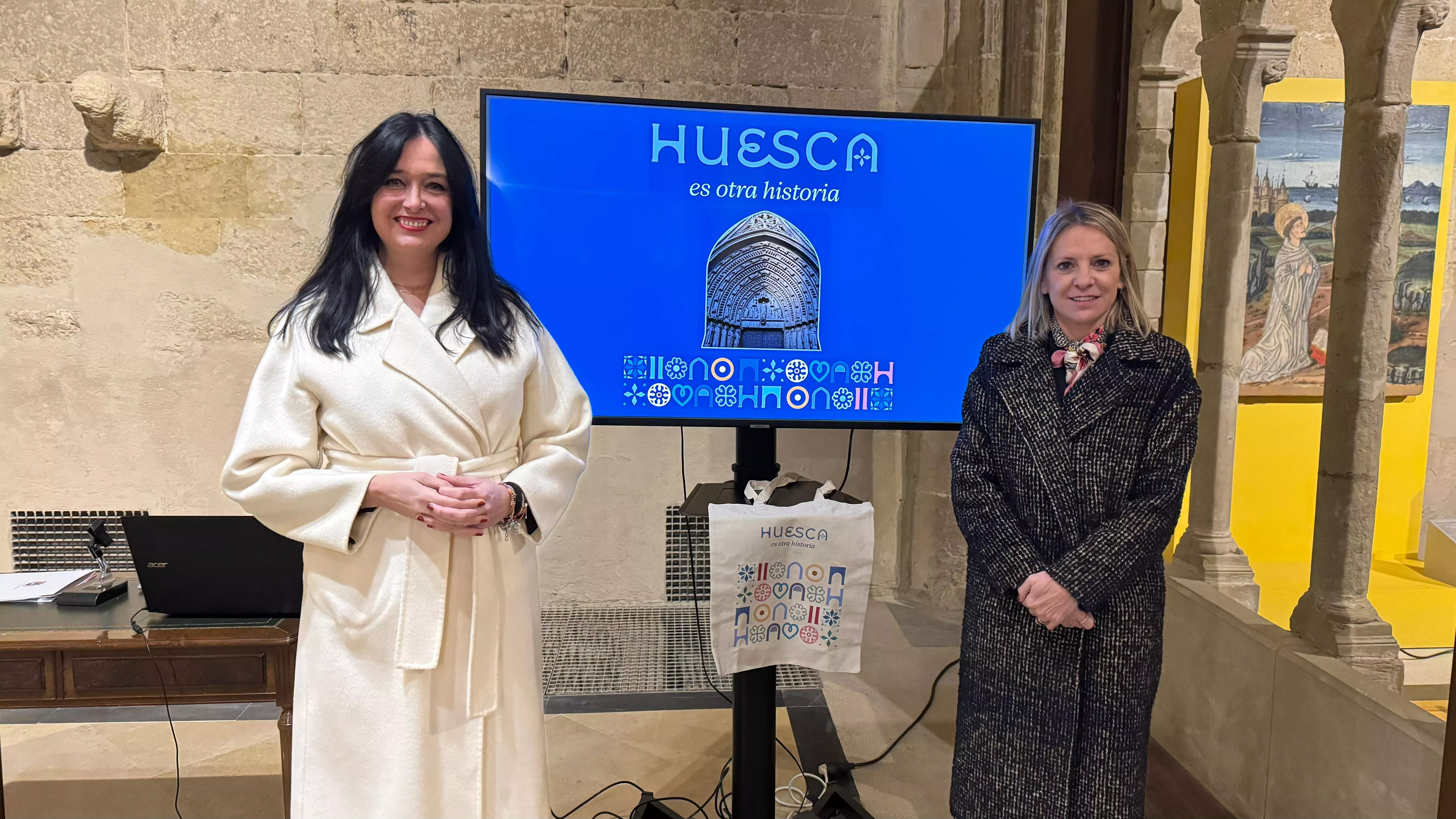 Lorena Orduna y Nuria Mur han presentado la nueva marca turística de Huesca.