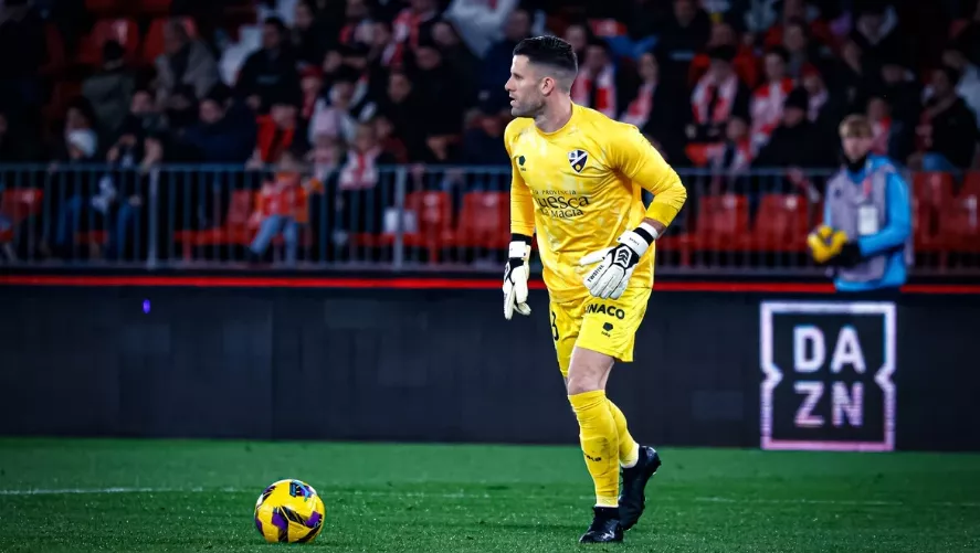 Dani Jiménez, en el partido contra el Almería.