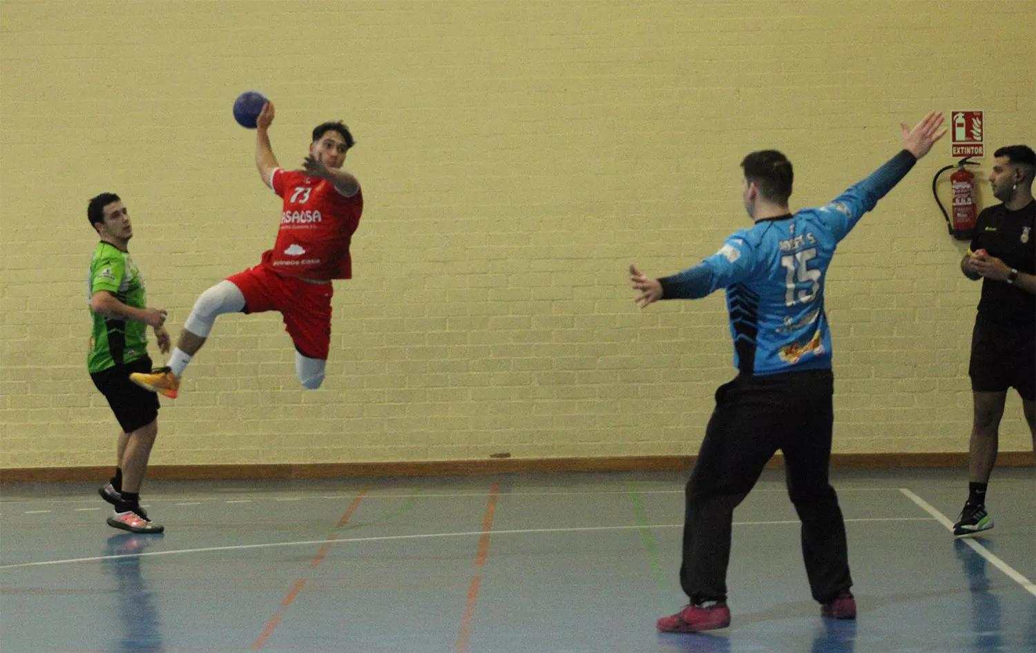 Oscatech Huesca tumbó a Bm Mora, colista de la clasificación. Foto: Jesús Esparza