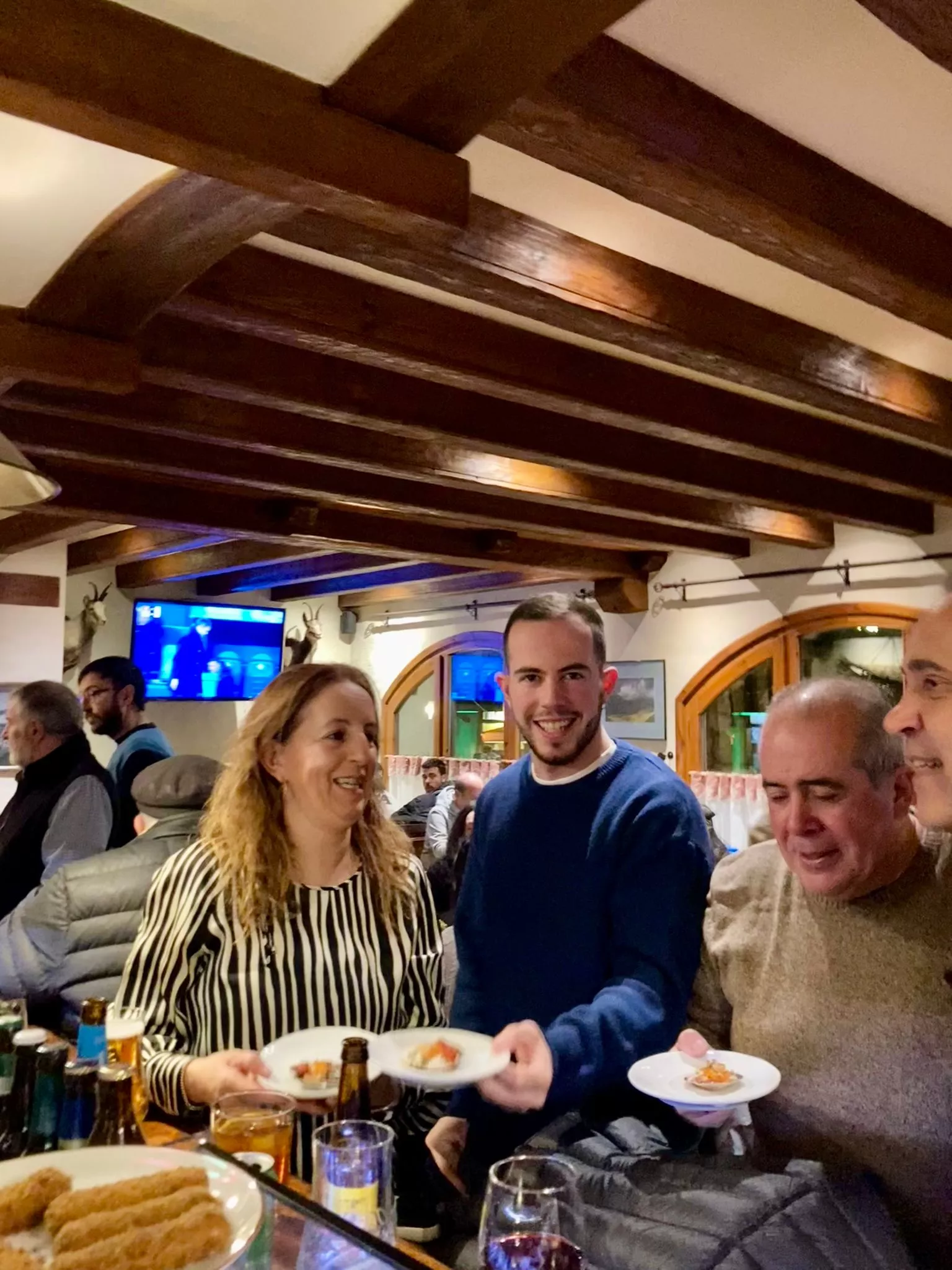 Tapas en el valle de Benasque con trufa. Foto Maya Nicolova