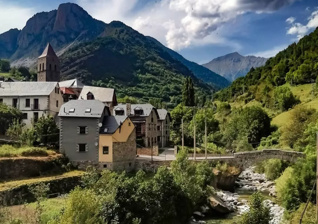 Bielsa crece en habitantes y servicios.