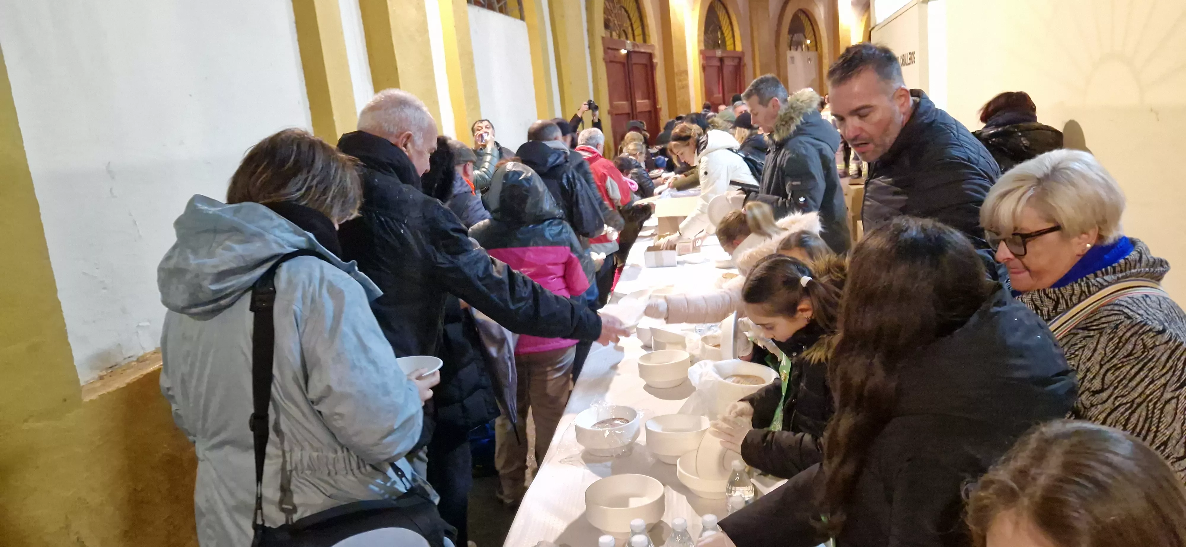 Víspera de San Vicente, sin hoguera y a cubierto. Foto Myriam Martínez