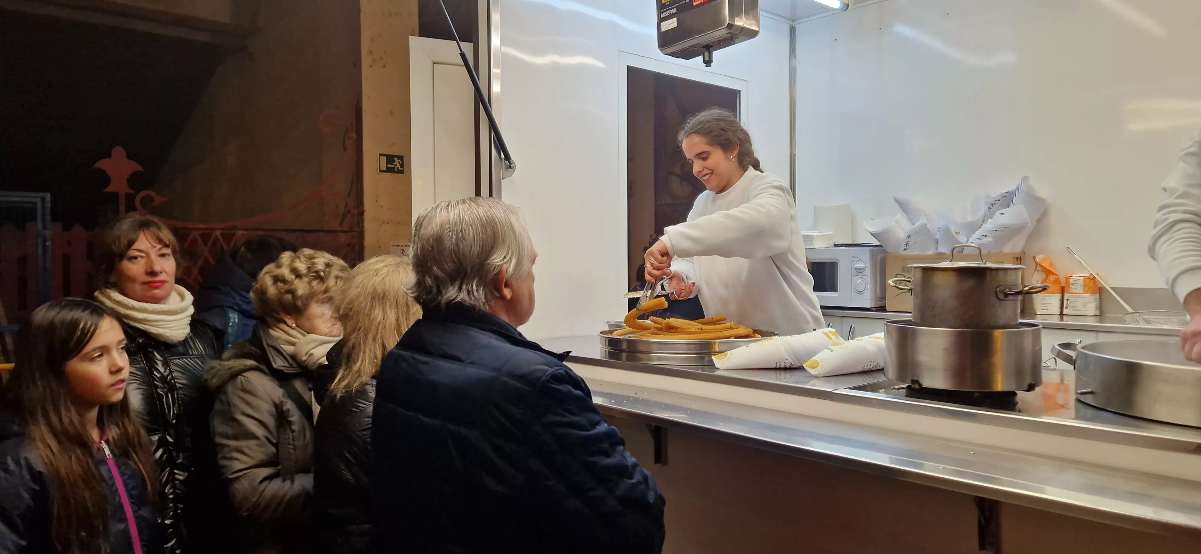 Víspera de San Vicente, sin hoguera y a cubierto. Foto Myriam Martínez 