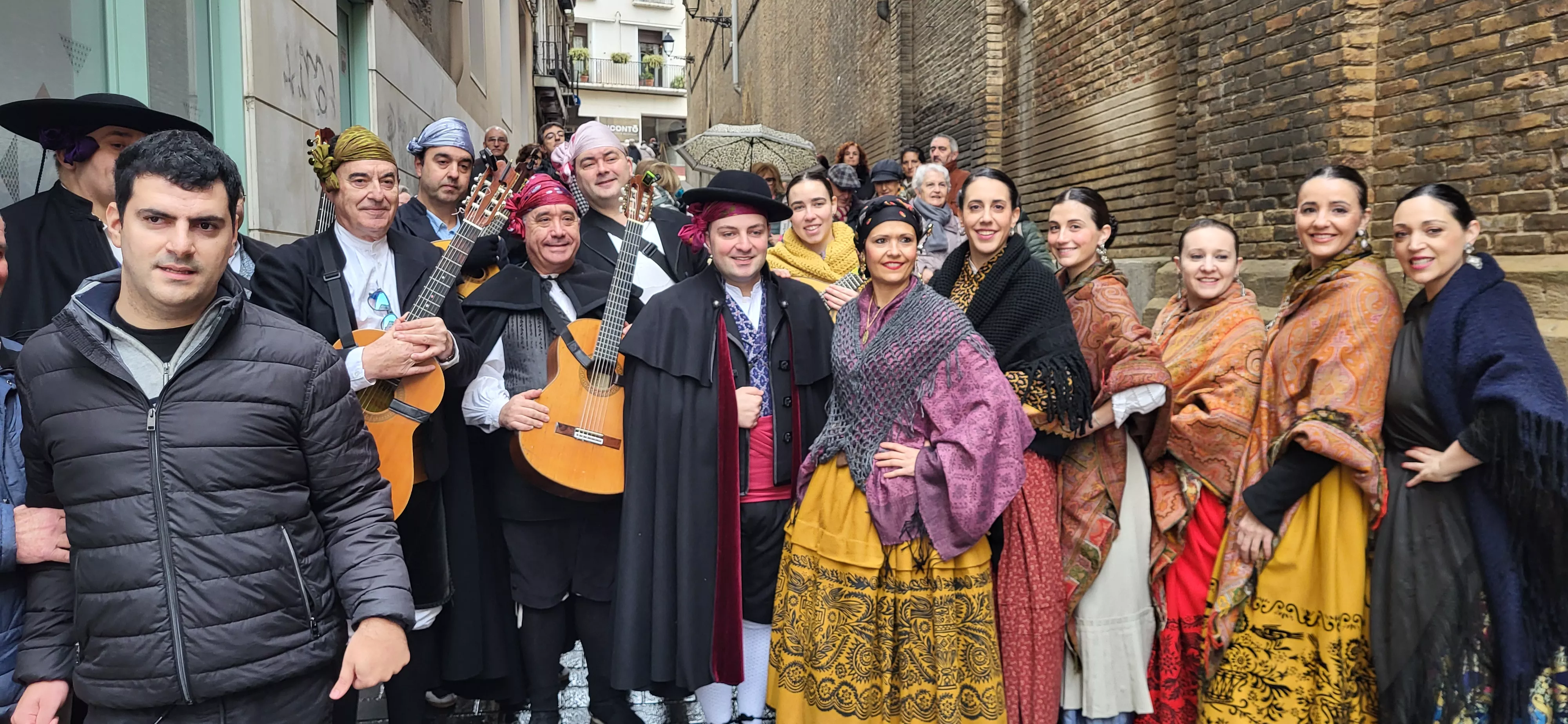 Ronda a San Vicente 2025 con Elenco Aragonés y el Grupo San Lorenzo. Foto Mercedes Manterola