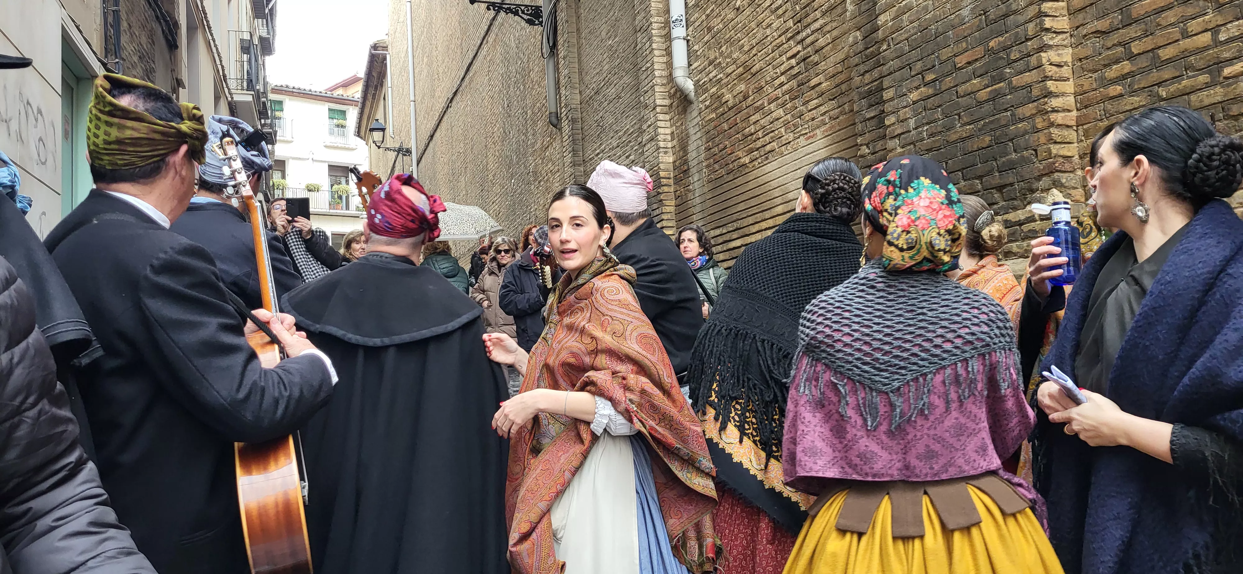 Ronda a San Vicente 2025 con Elenco Aragonés y el Grupo San Lorenzo. Foto Mercedes Manterola
