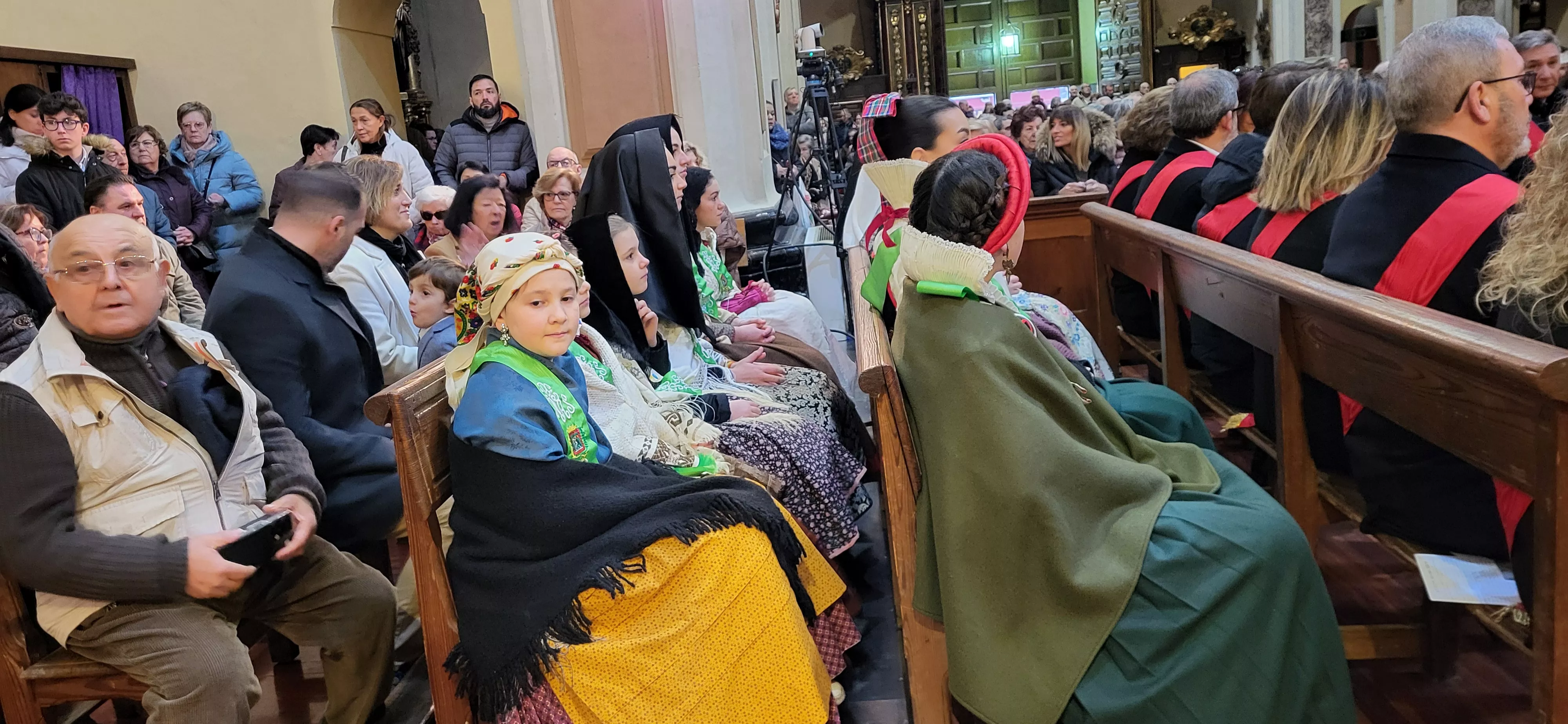 Misa en la iglesia de San Vicente el Real en la fiesta del copatrón de Huesca. Foto Mercedes Manterola